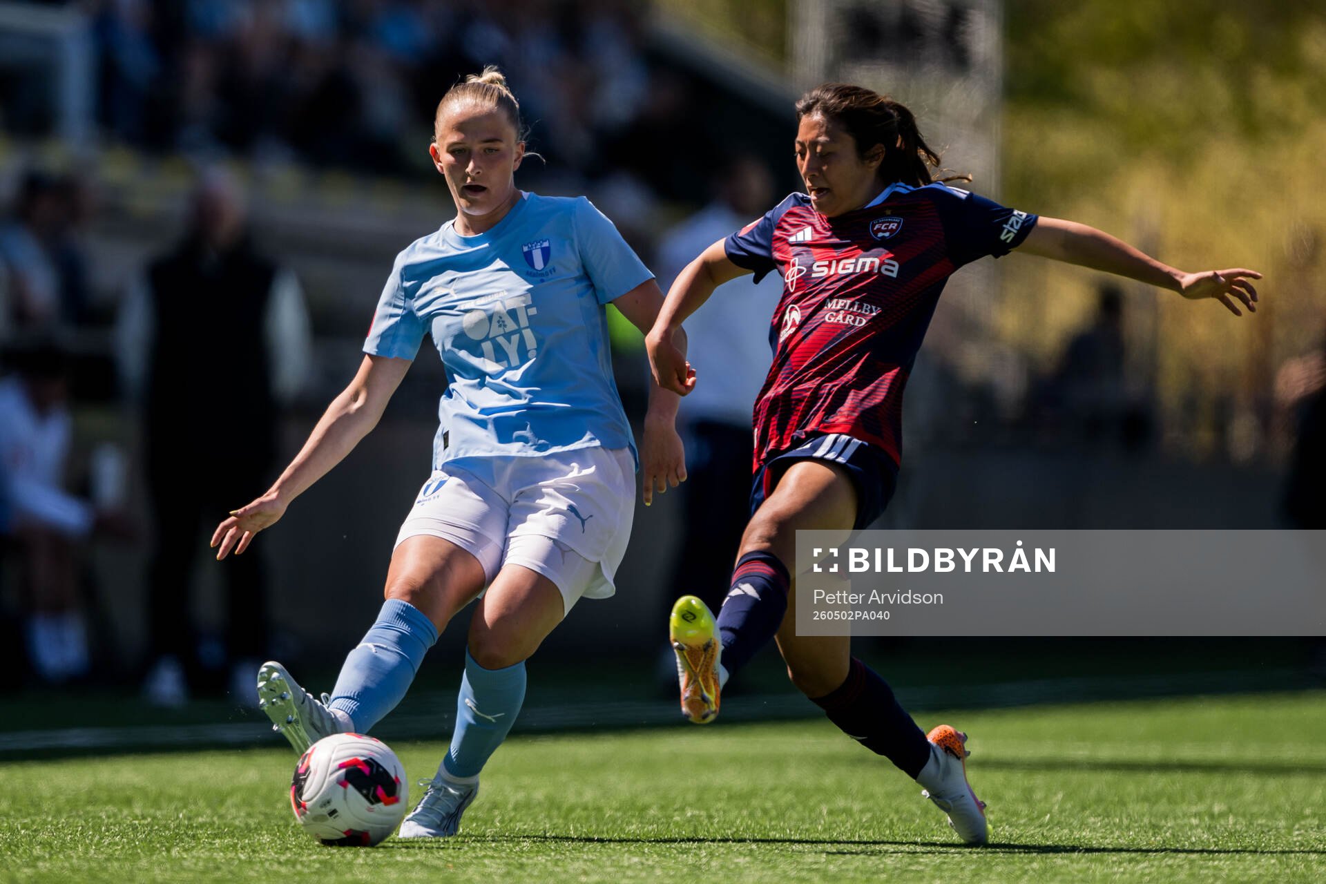 Malmö FFs Tuva Skoog och Rosengårds Ran Iwai