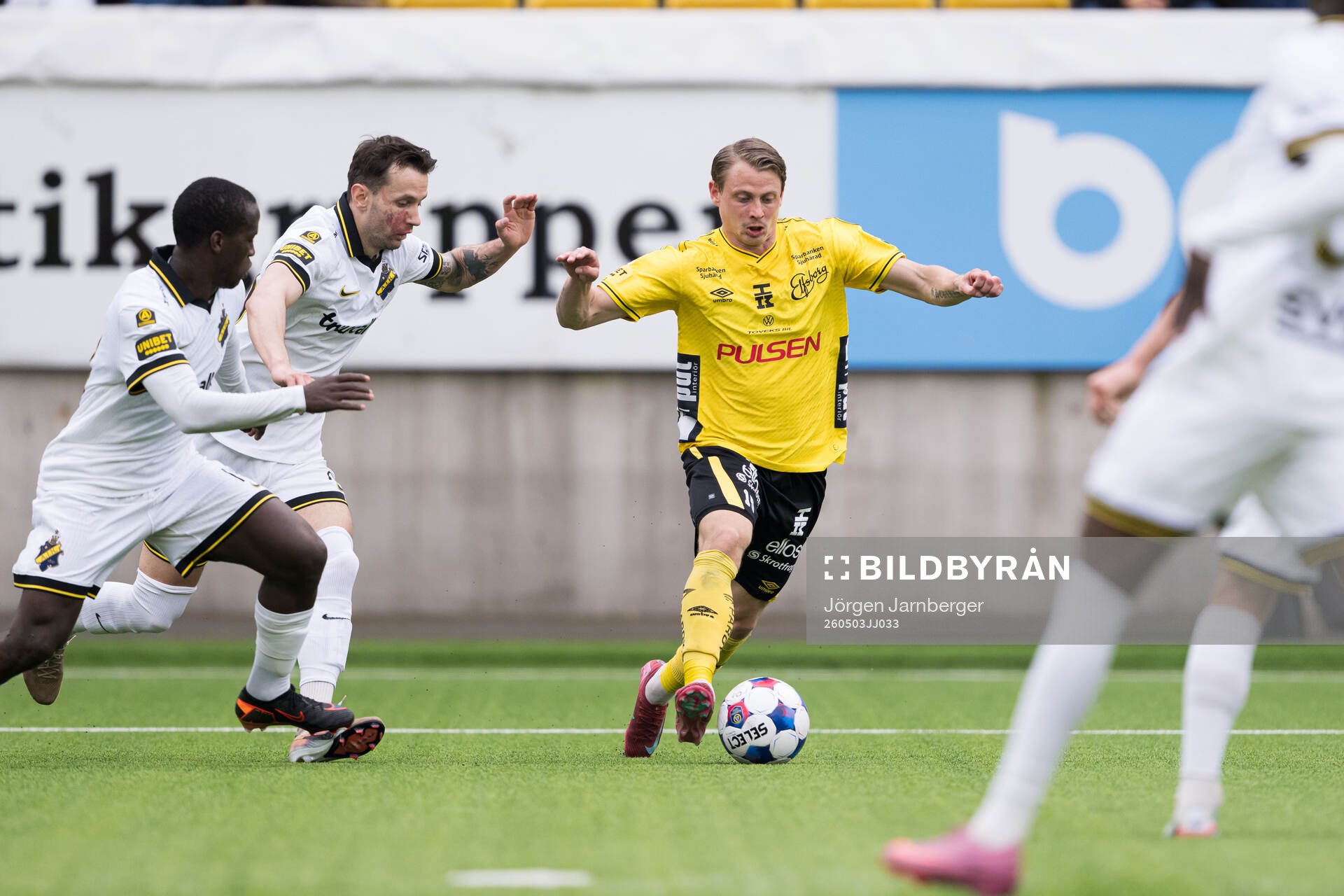 AIKs Stanley Wilson Omondi och Elfsborgs Simon Hedlund