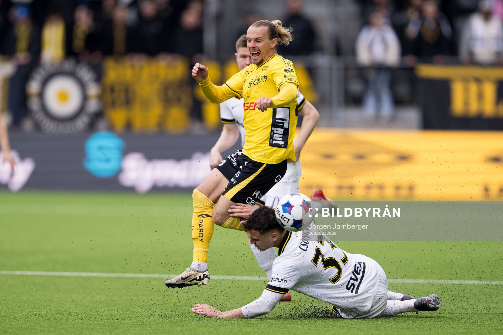 Elfsborgs Niklas Hult och AIKs Áron Csongvai