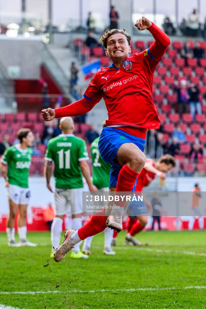 Helsingborgs Casper Ljung Hofvendahl jublar