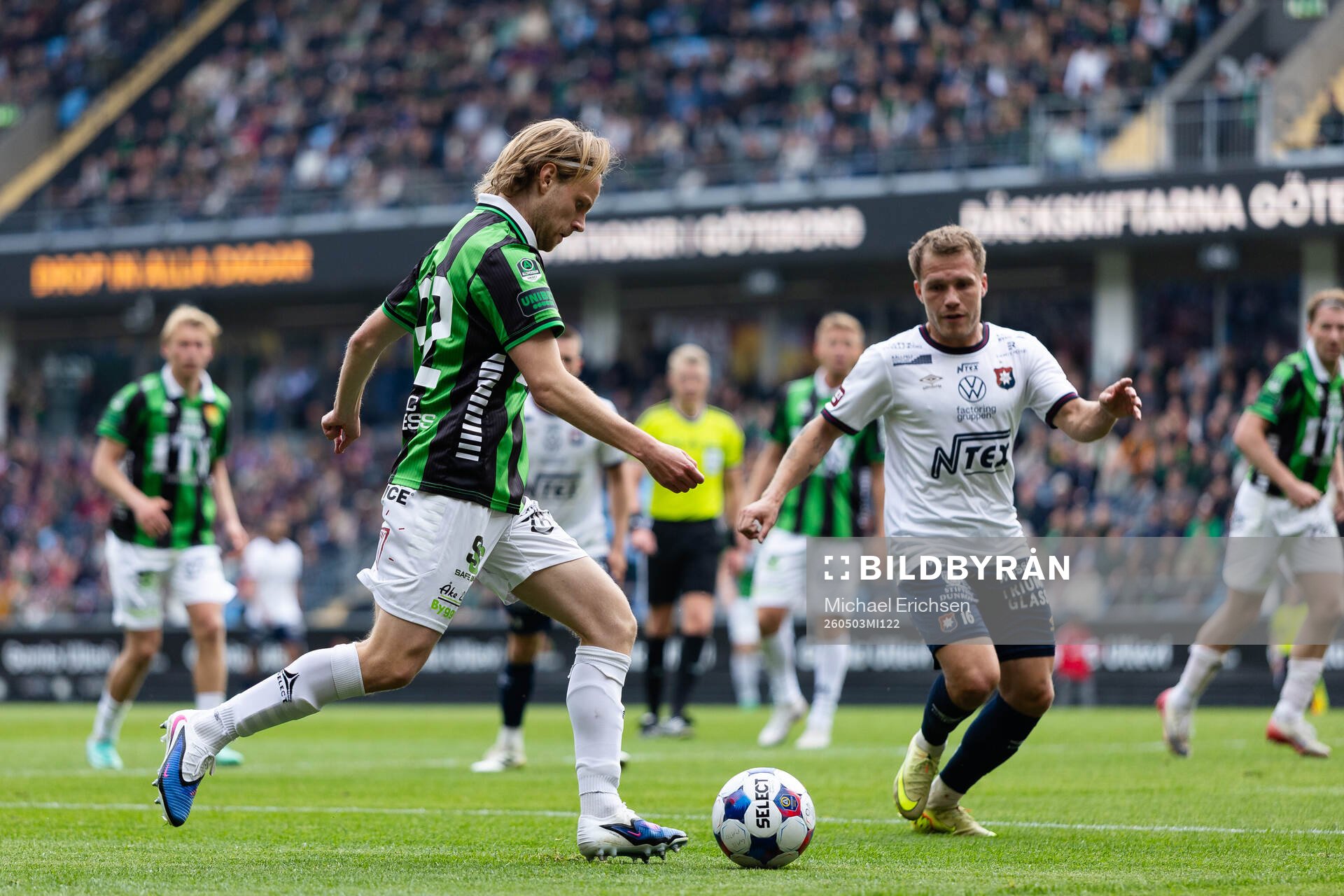 GAIS Oscar Pettersson och Örgrytes Hampus Dahlqvist
