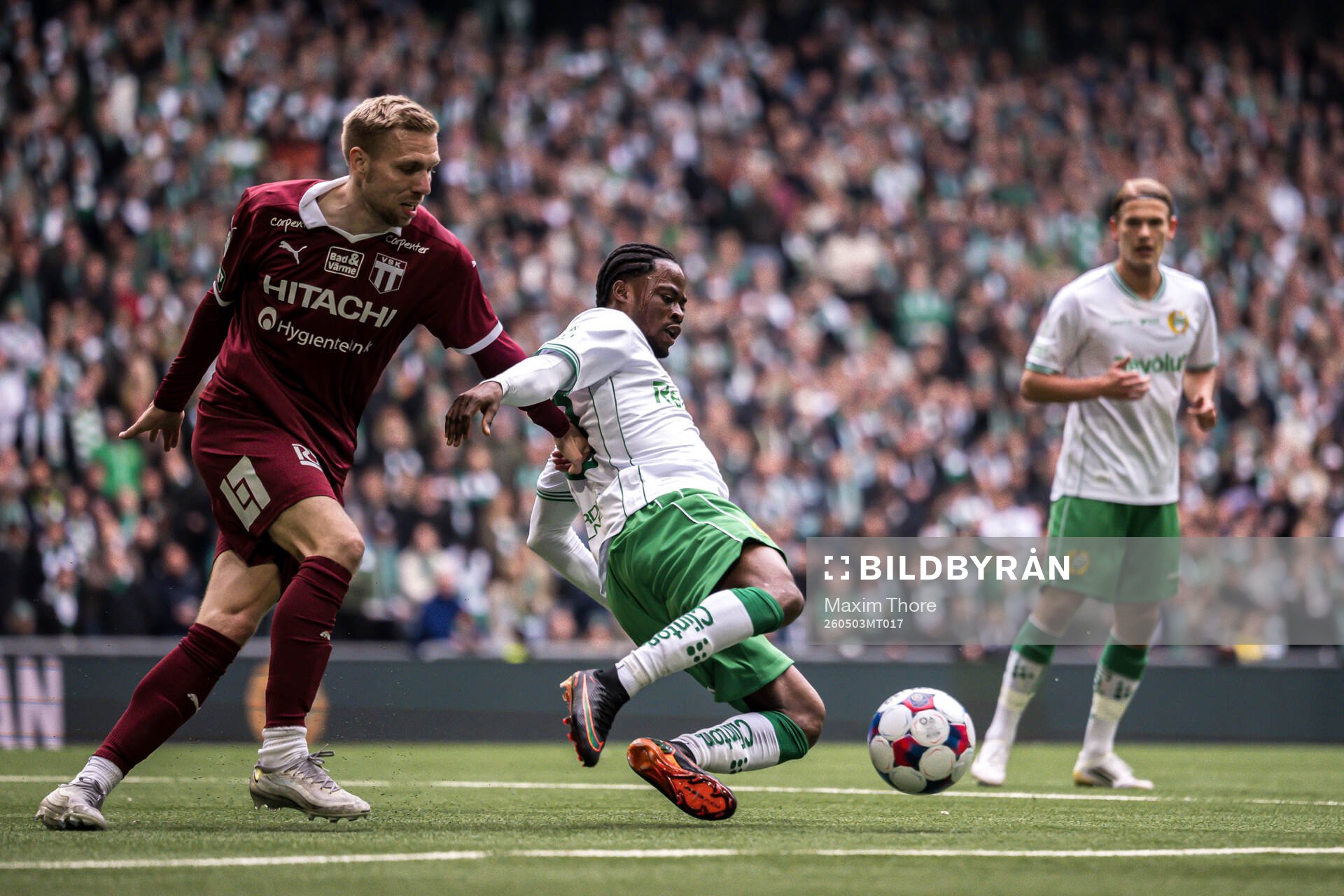 Västerås Jonathan Ring och Hammarbys Frank Junior Adjei