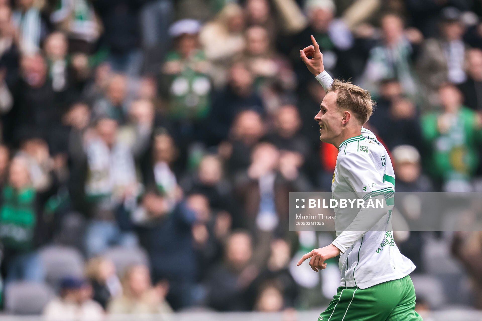 Hammarbys Victor Stange Lind jublar