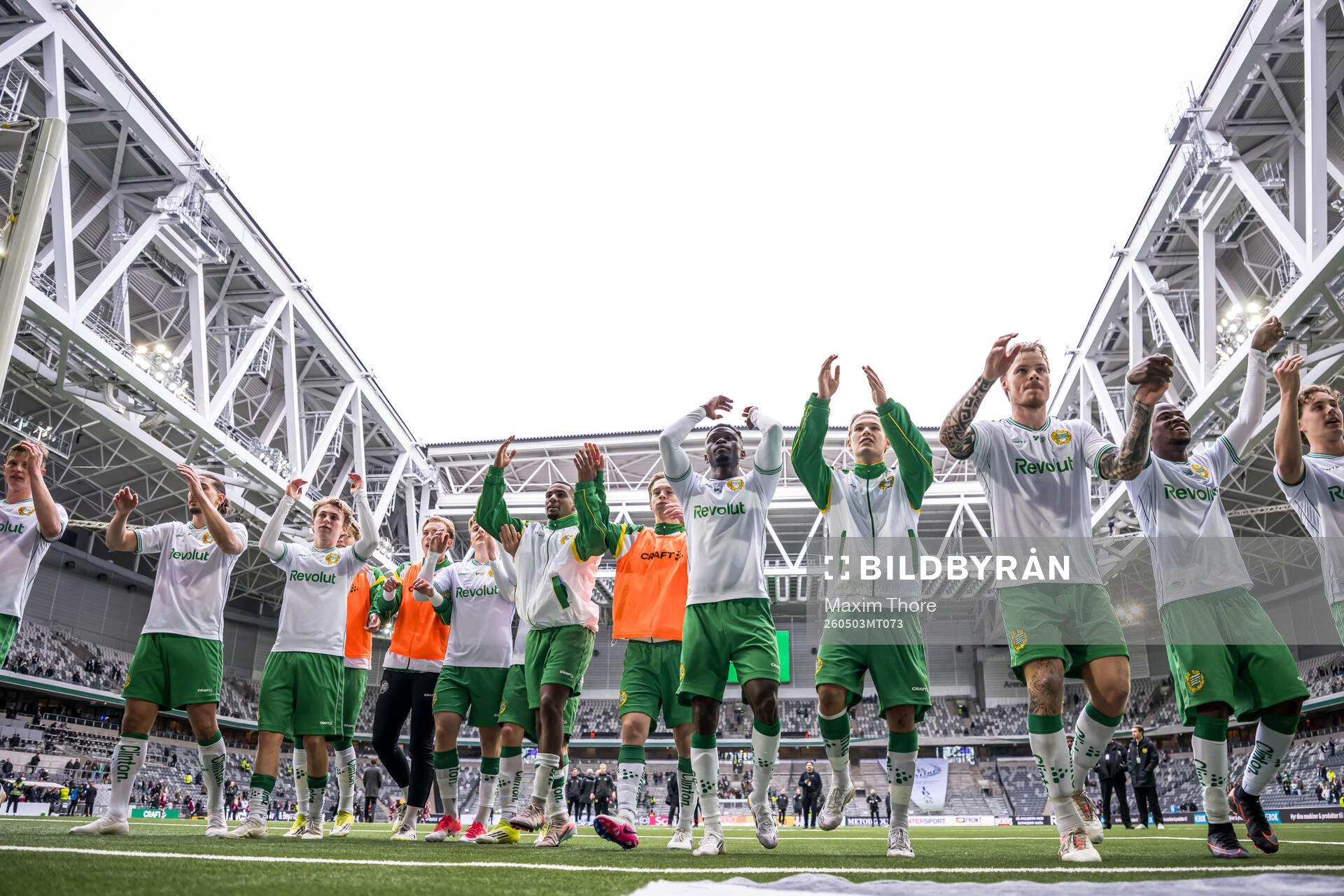 Hammarbys spelare jublar