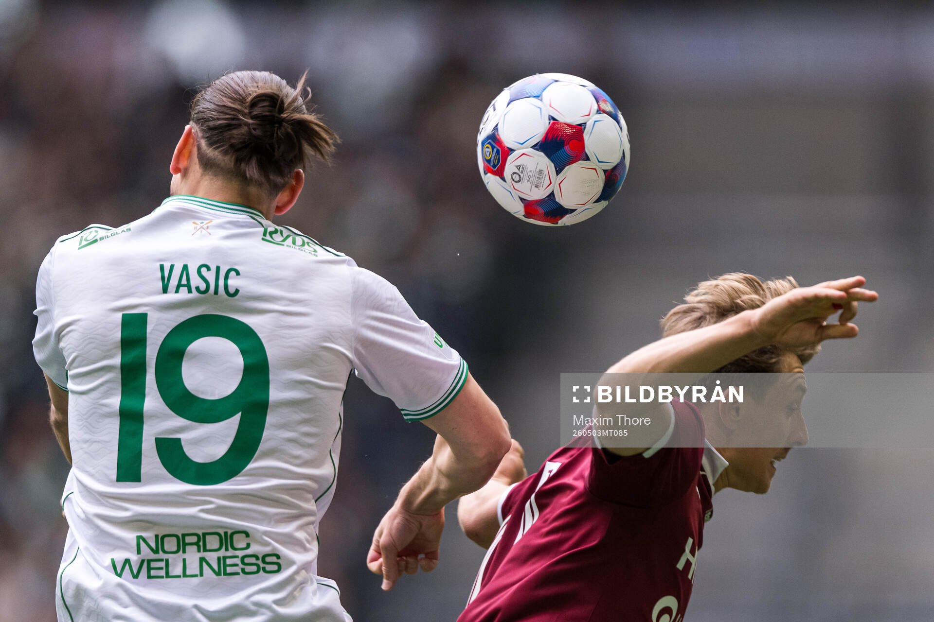 Hammarbys Nikola Vasic och Västerås Simon Gefvert