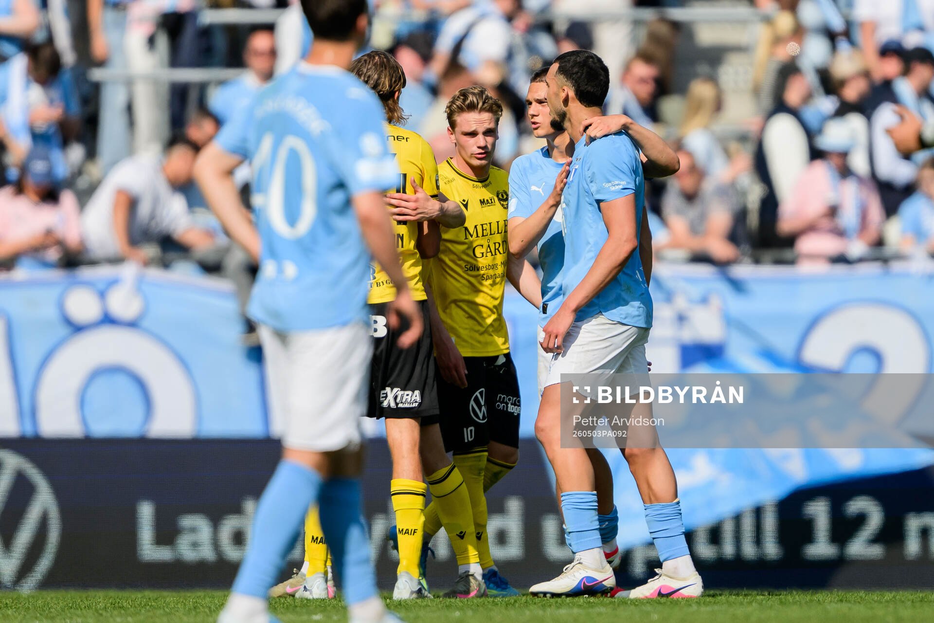 Mjällbys Jeppe Kjaer och Malmö FFs Jovan Milosavljevic