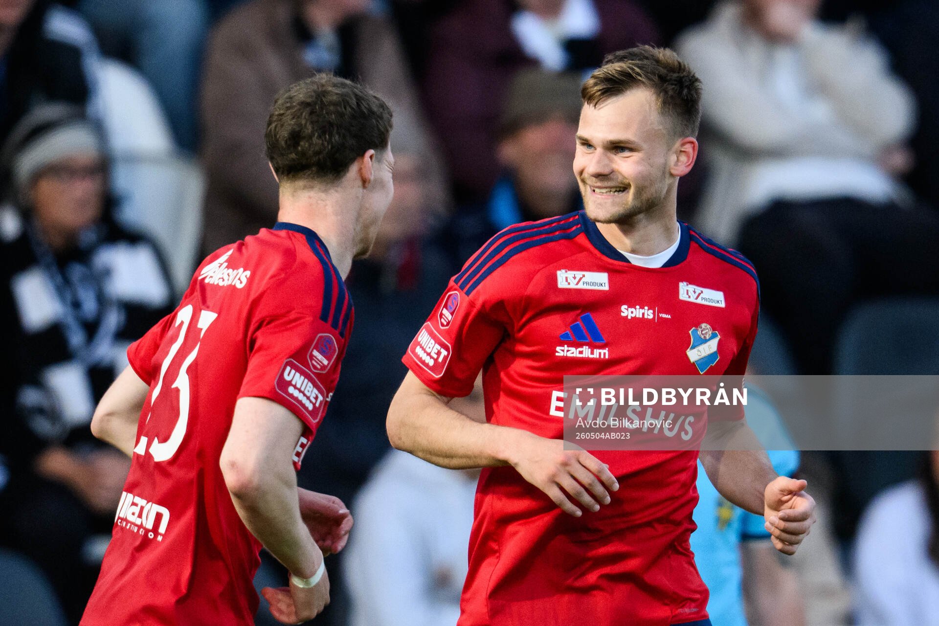 Östers Oscar Uddenäs jublar