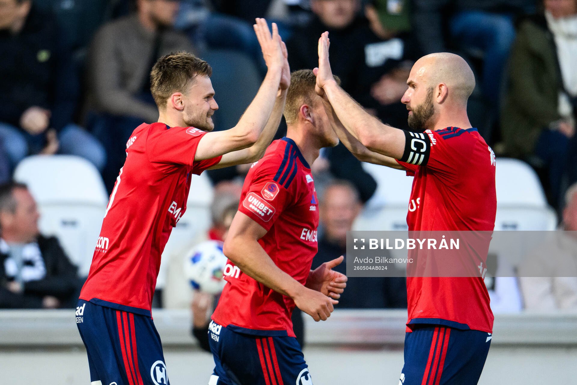 Östers Oscar Uddenäs och Sebastian Hedlund jublar