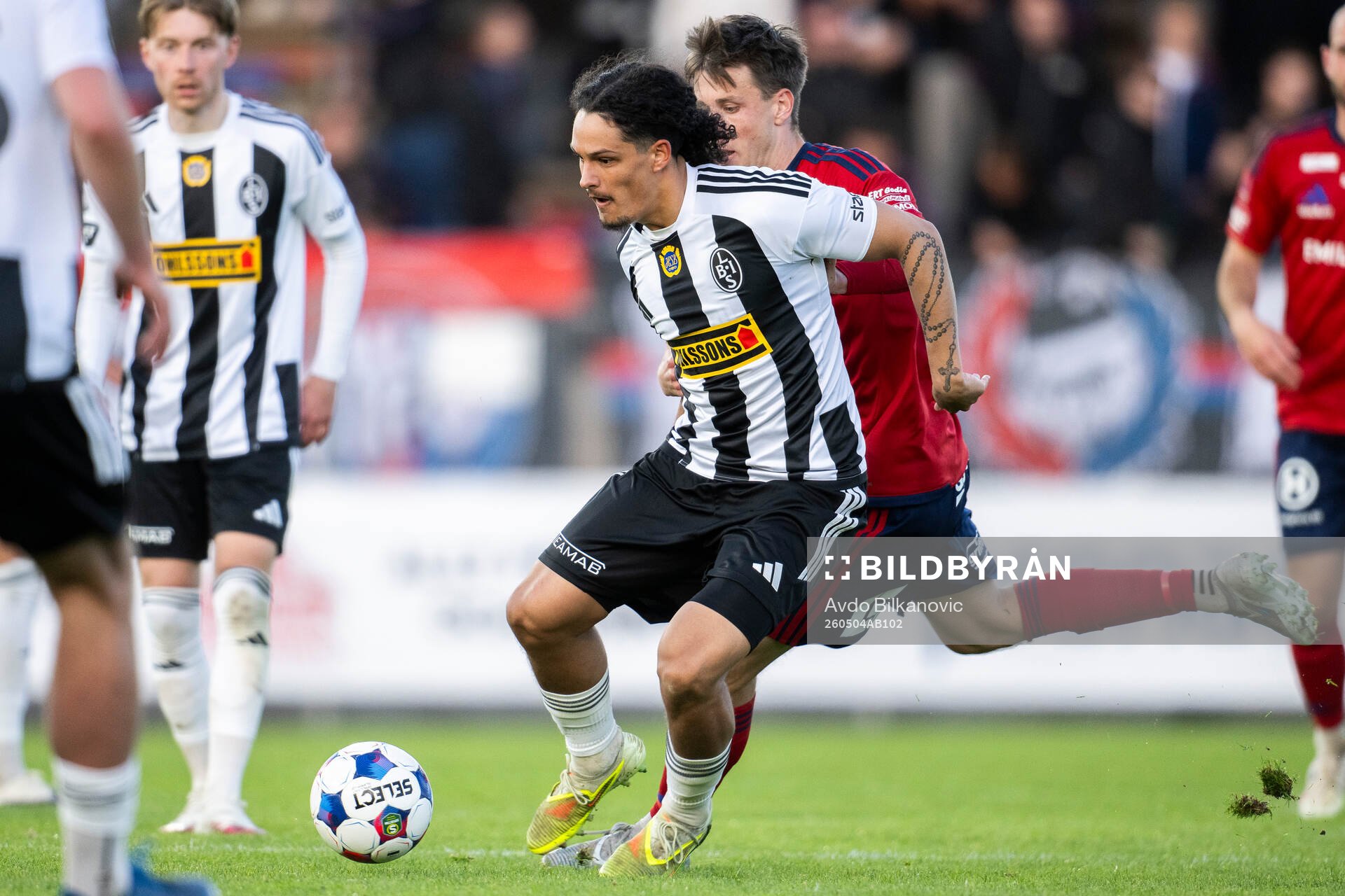 Landskronas André Alvarez Perez och Östers Filip Olsson