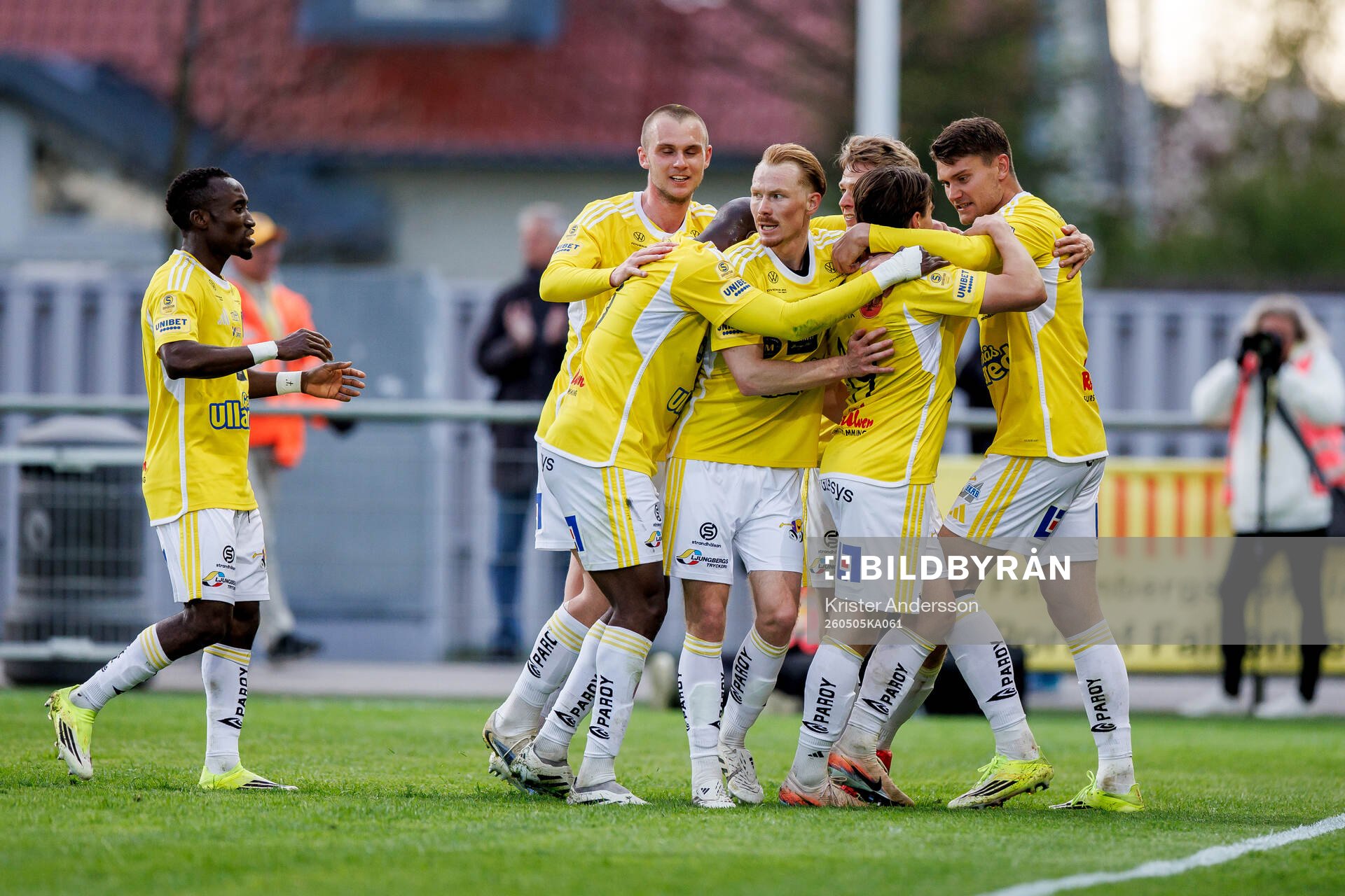 Falkenbergs Oskar Lindberg jublar