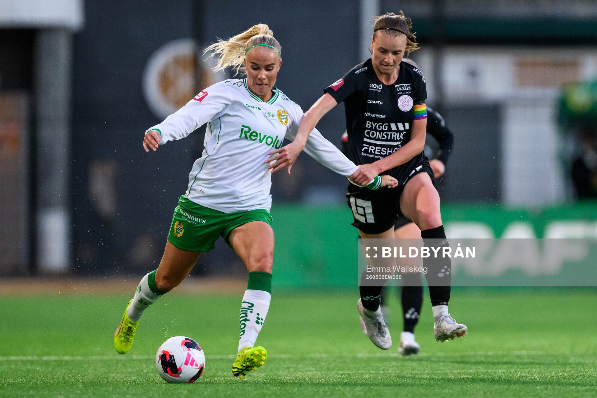 Hammarbys Stina Lennartsson och IK Uppsalas Julia Ragnarsson