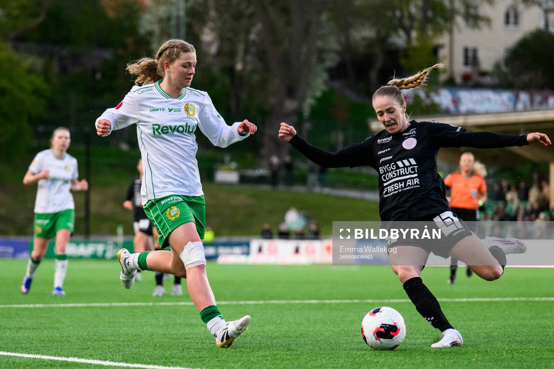 Hammarbys Hannah Sjödahl och IK Uppsalas Sabina Ravnell