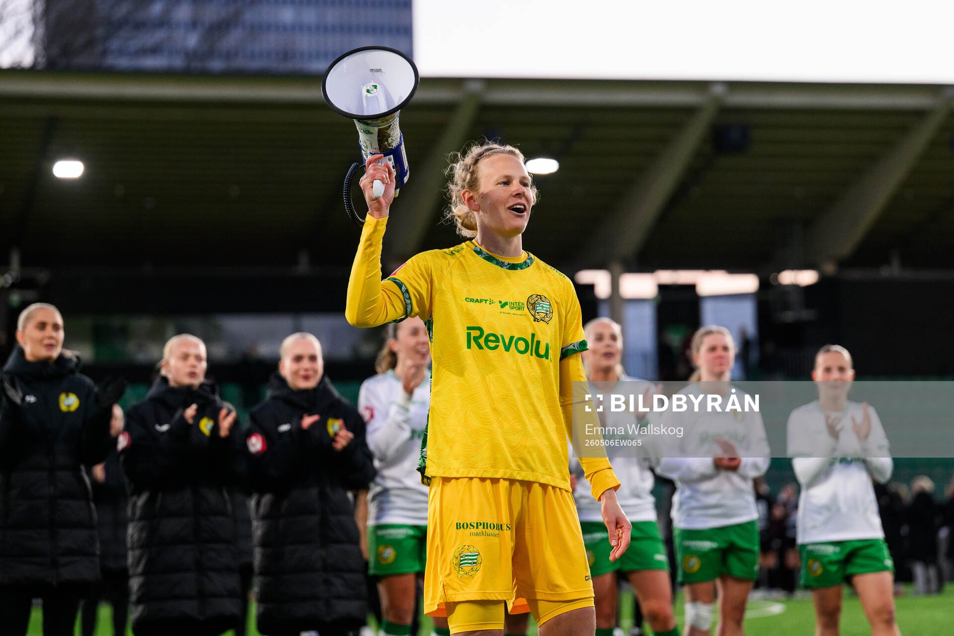 Hammarbys målvakt Cajsa Andersson jublar