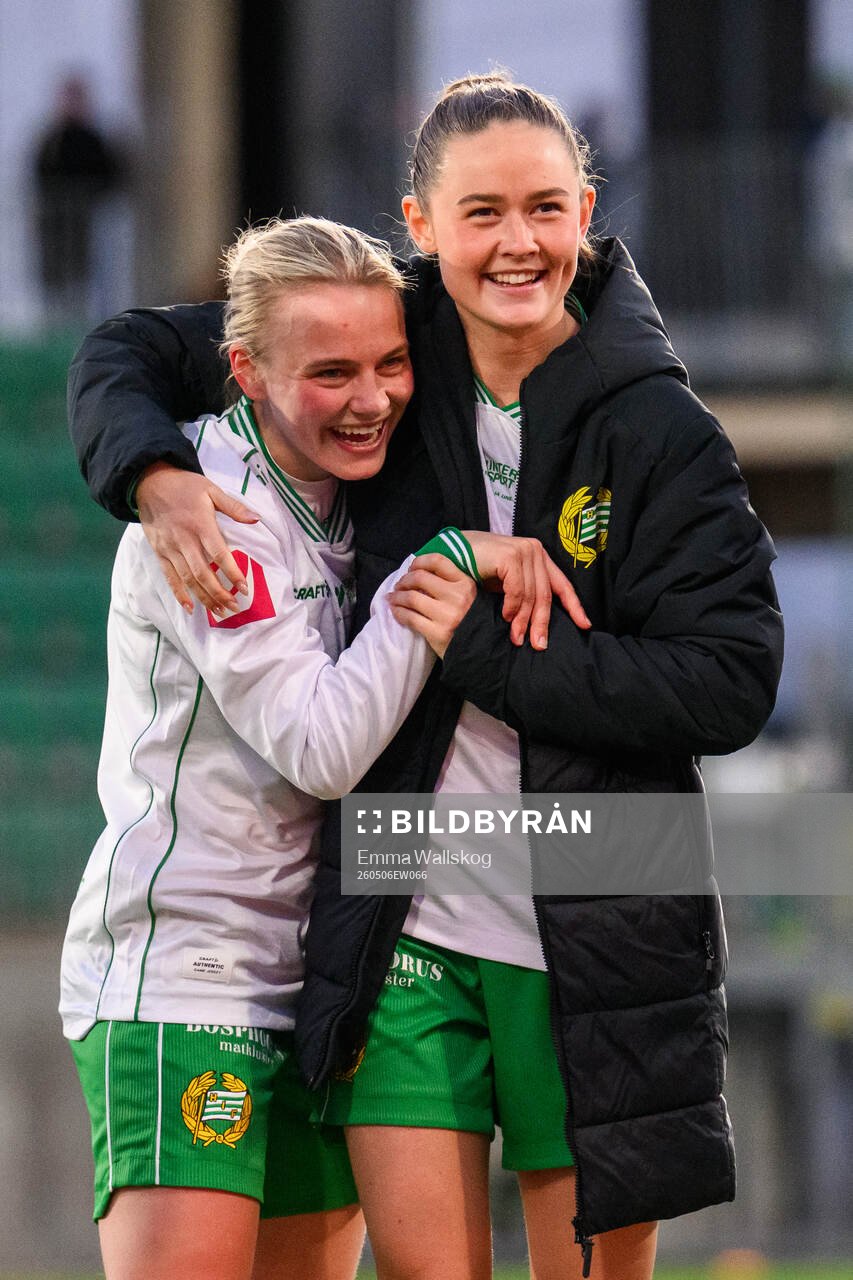 Hammarbys Mari Nyhagen och Svea Rehnberg jublar