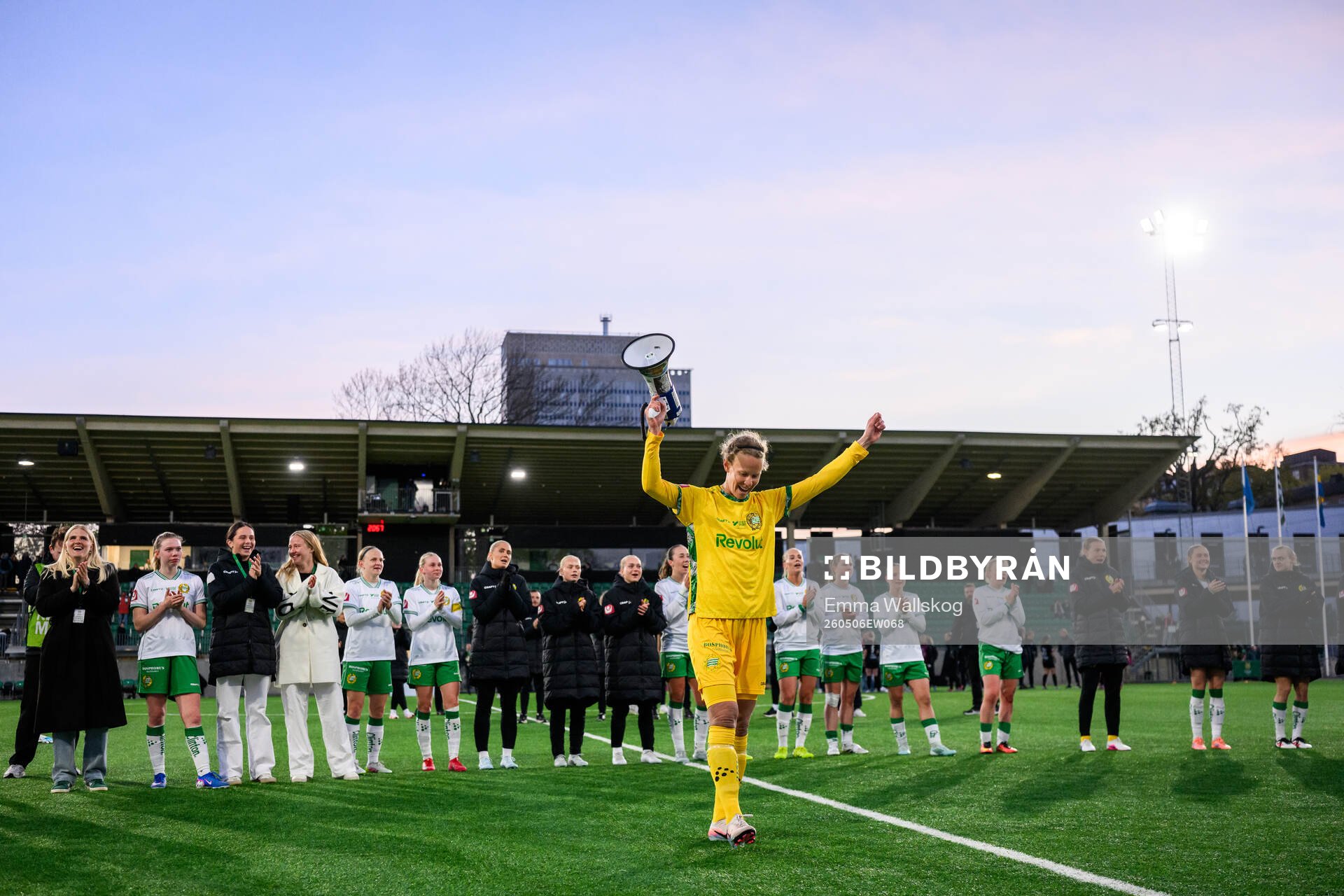 Hammarbys målvakt Cajsa Andersson jublar
