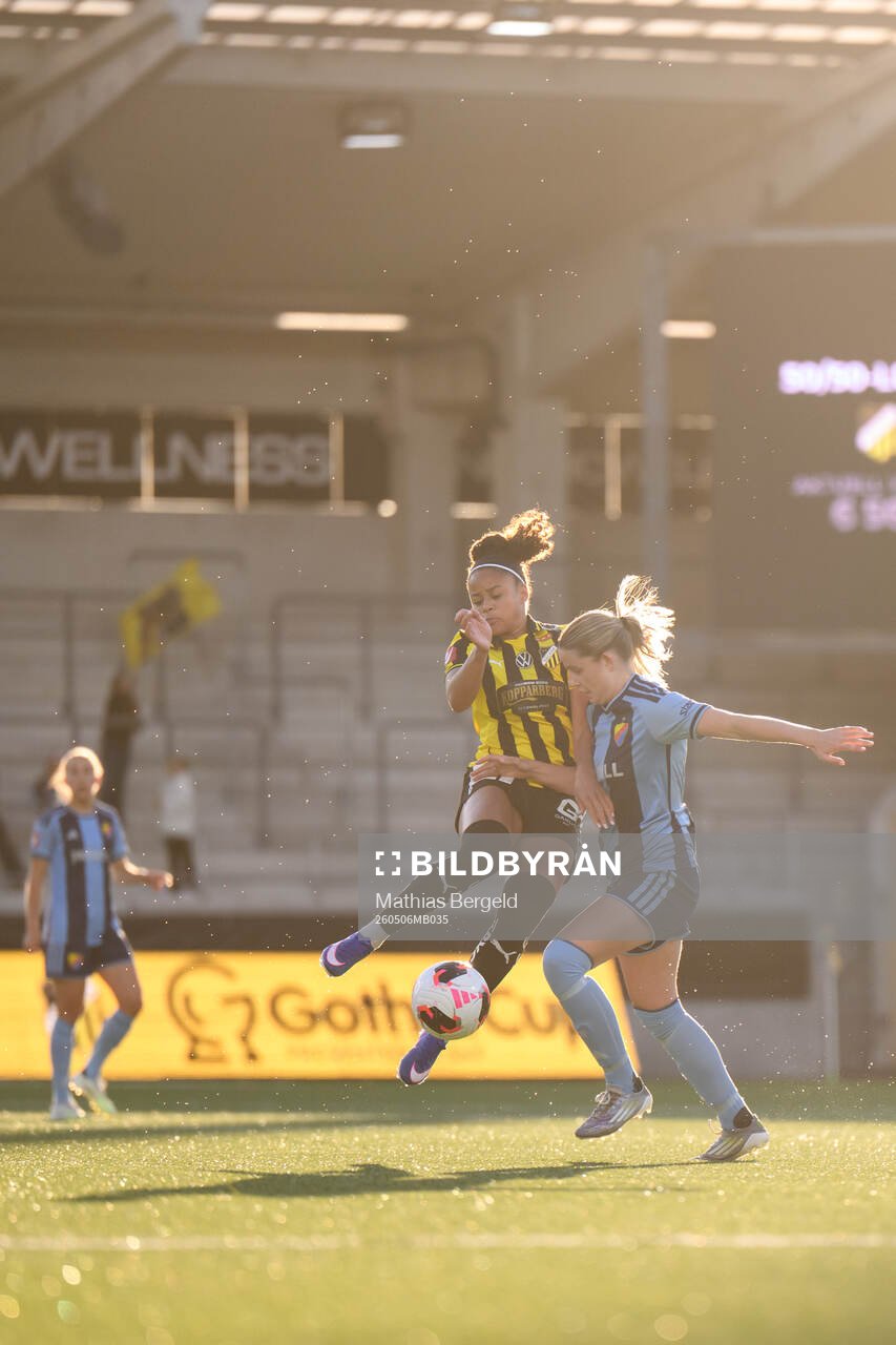 Häckens Felicia Schröder och Djurgårdens Emma Holmqvist