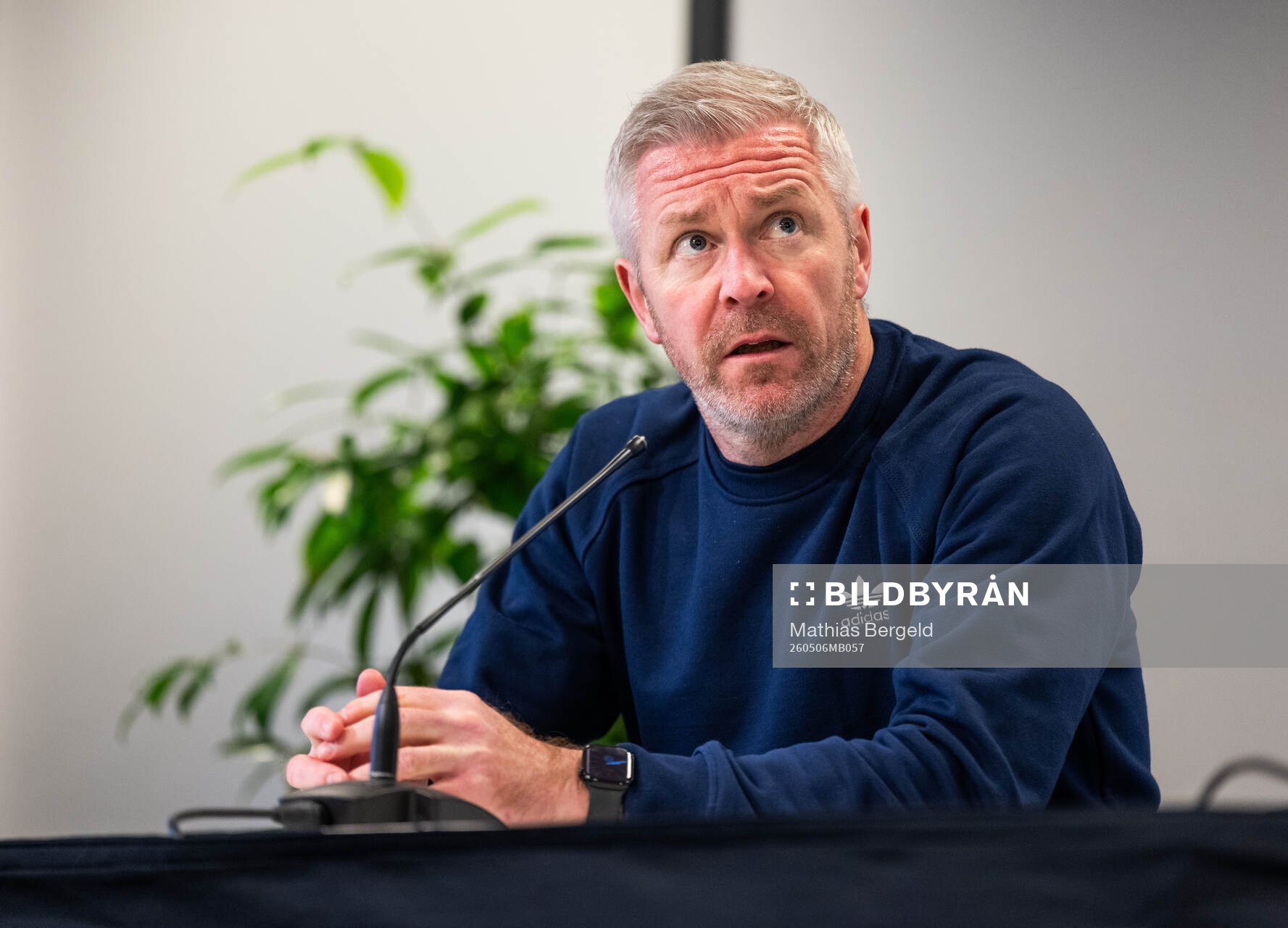 Djurgårdens tränare Willie Kirk på presskonferensen