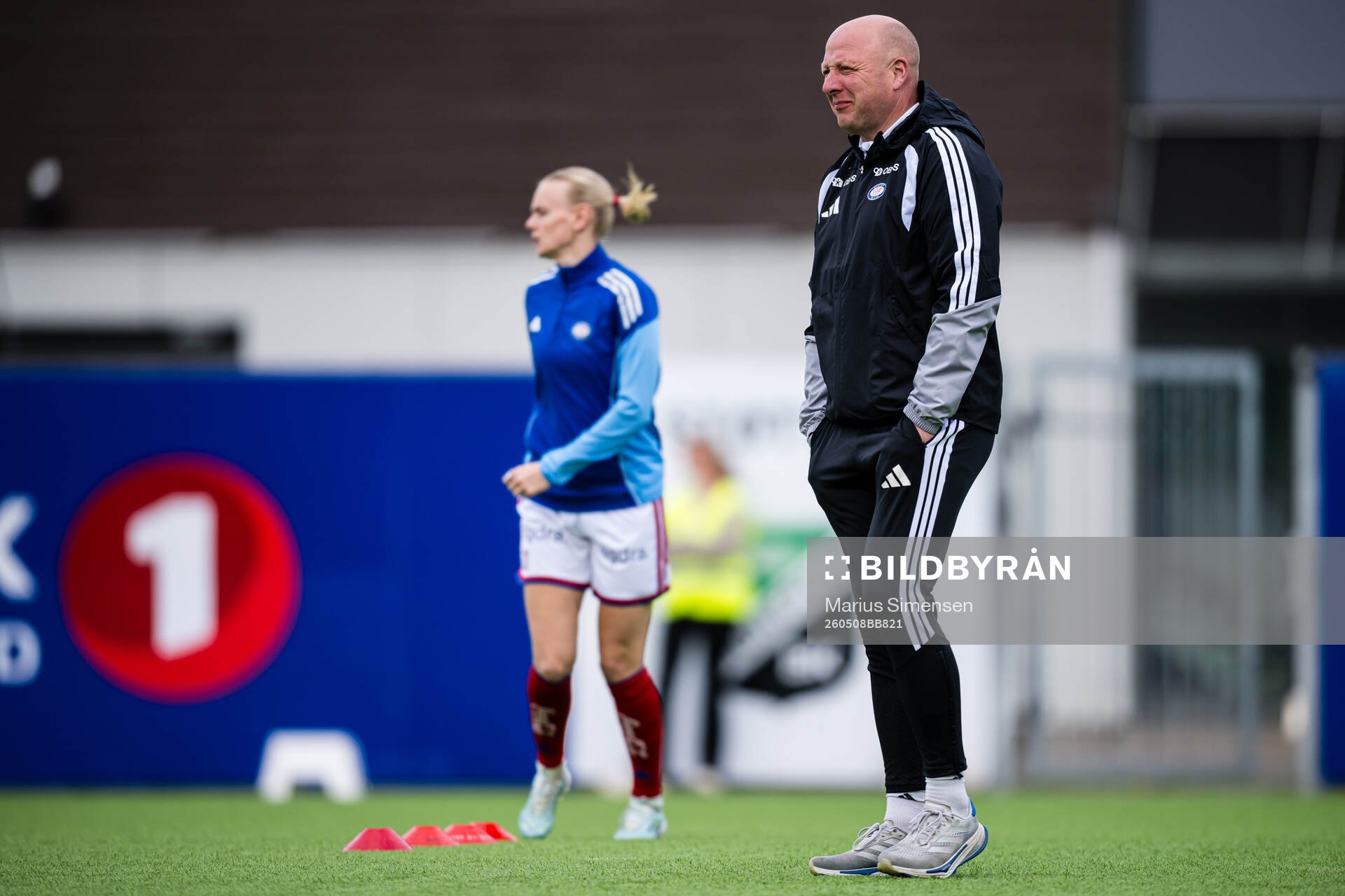 Head coach Nils Lexerød of Vålerenga
