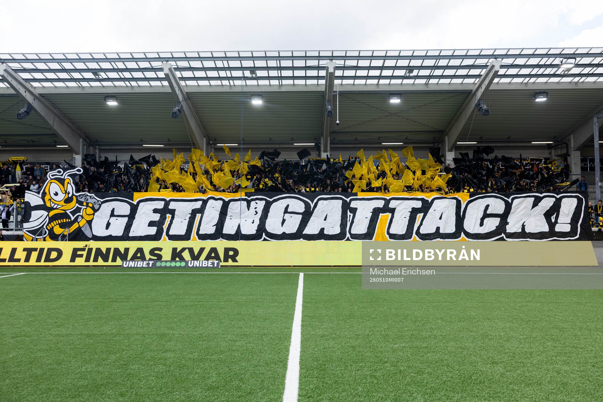 Häckens klack med tifo