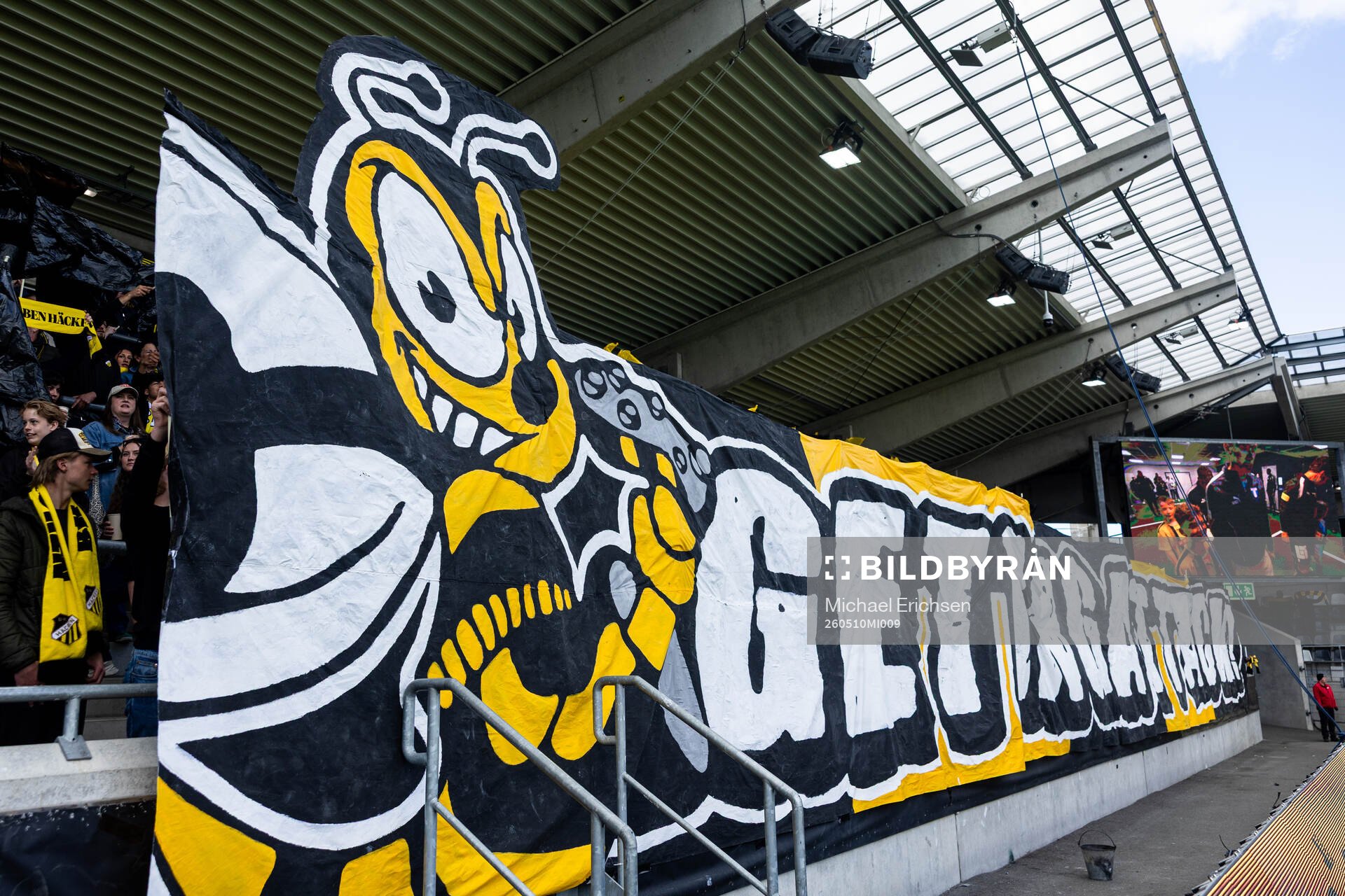 Häckens klack med tifo