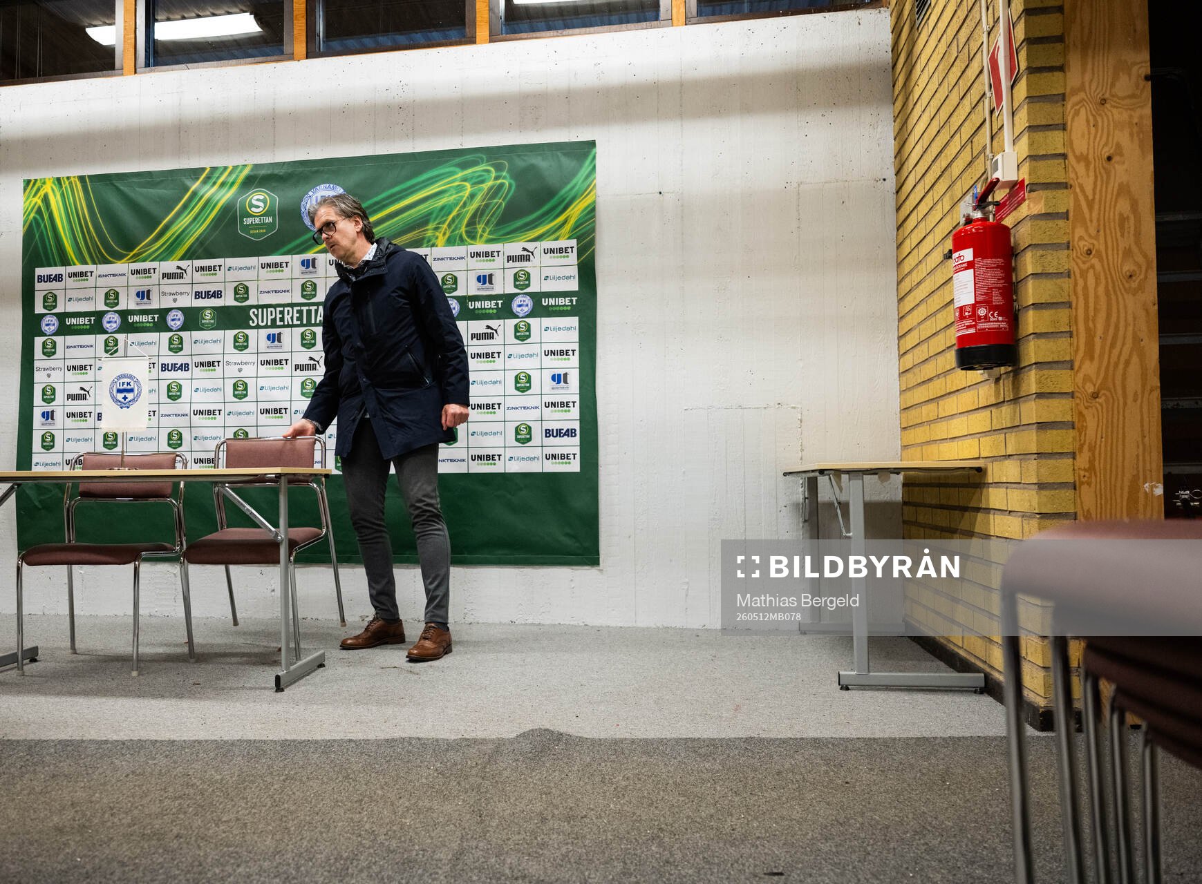 Örebros tränare Rikard Norling på presskonferensen