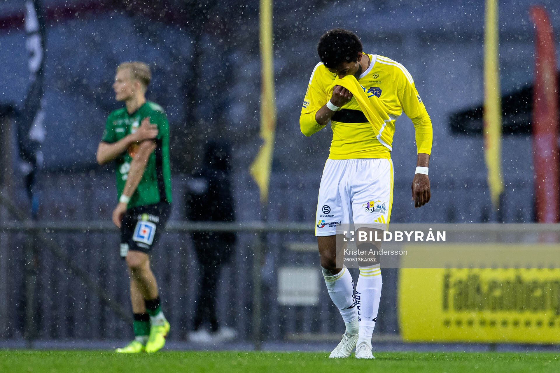 Falkenbergs Hugo Komano deppar