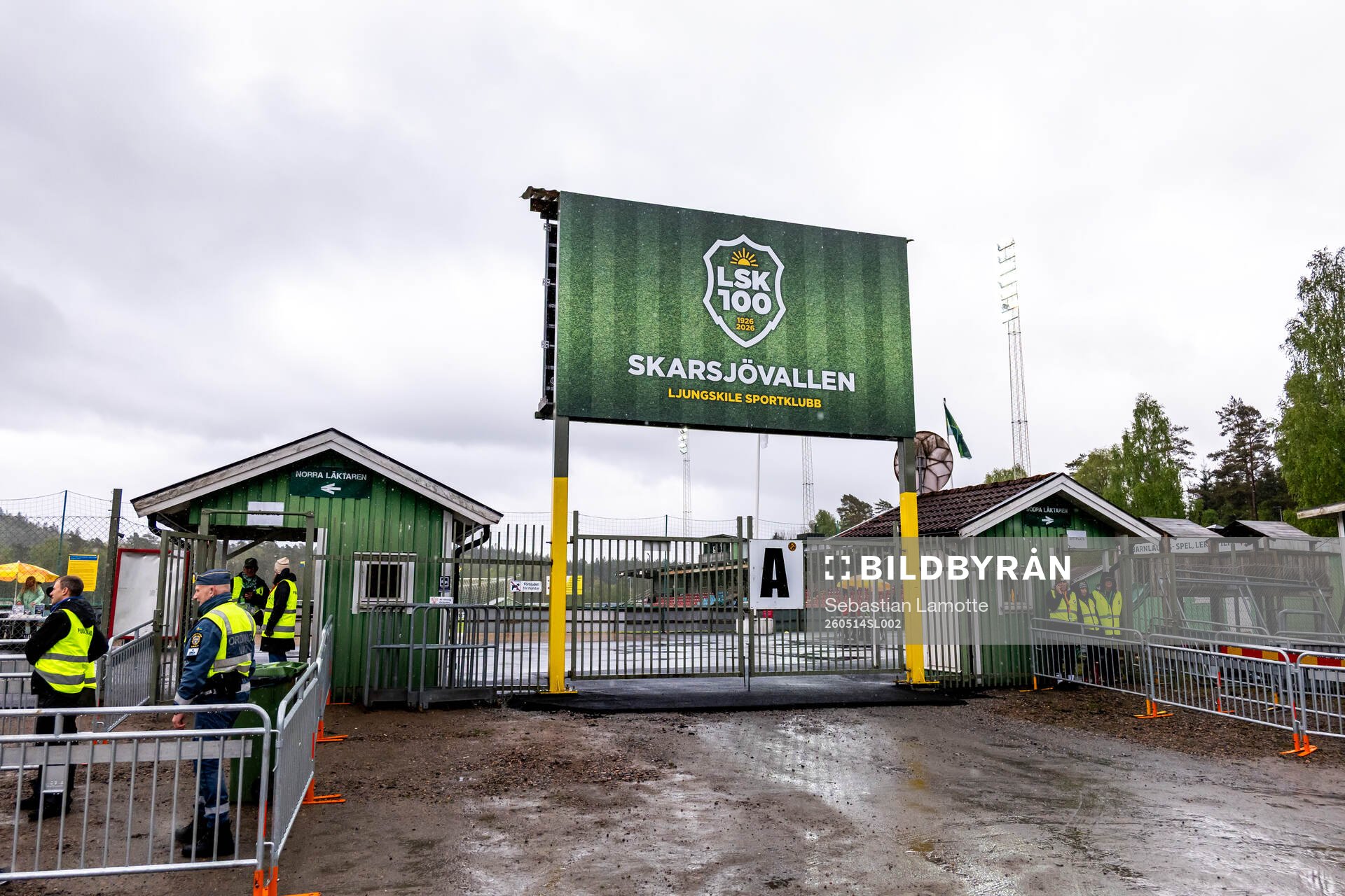 Vy över entren till Skarsjövallen