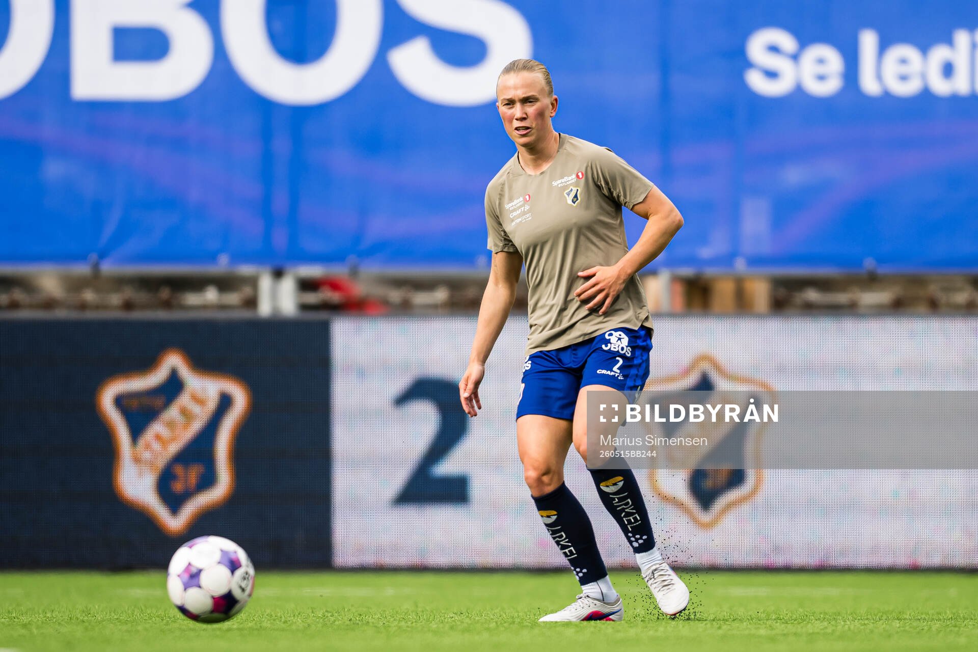 Emilie Bølviken of Stabæk warms up