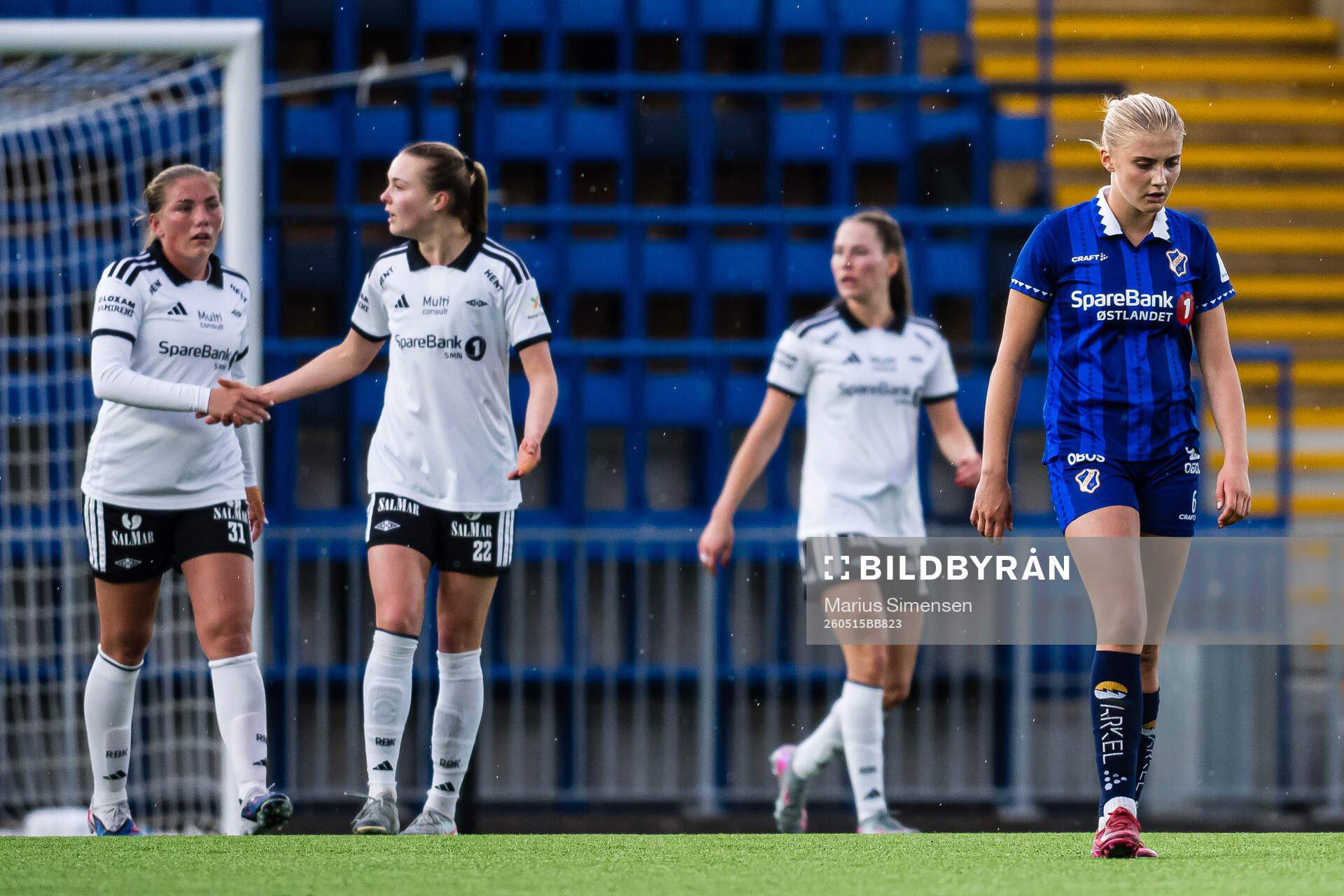 Celia Lind Halvorsen of Stabæk looks dejected