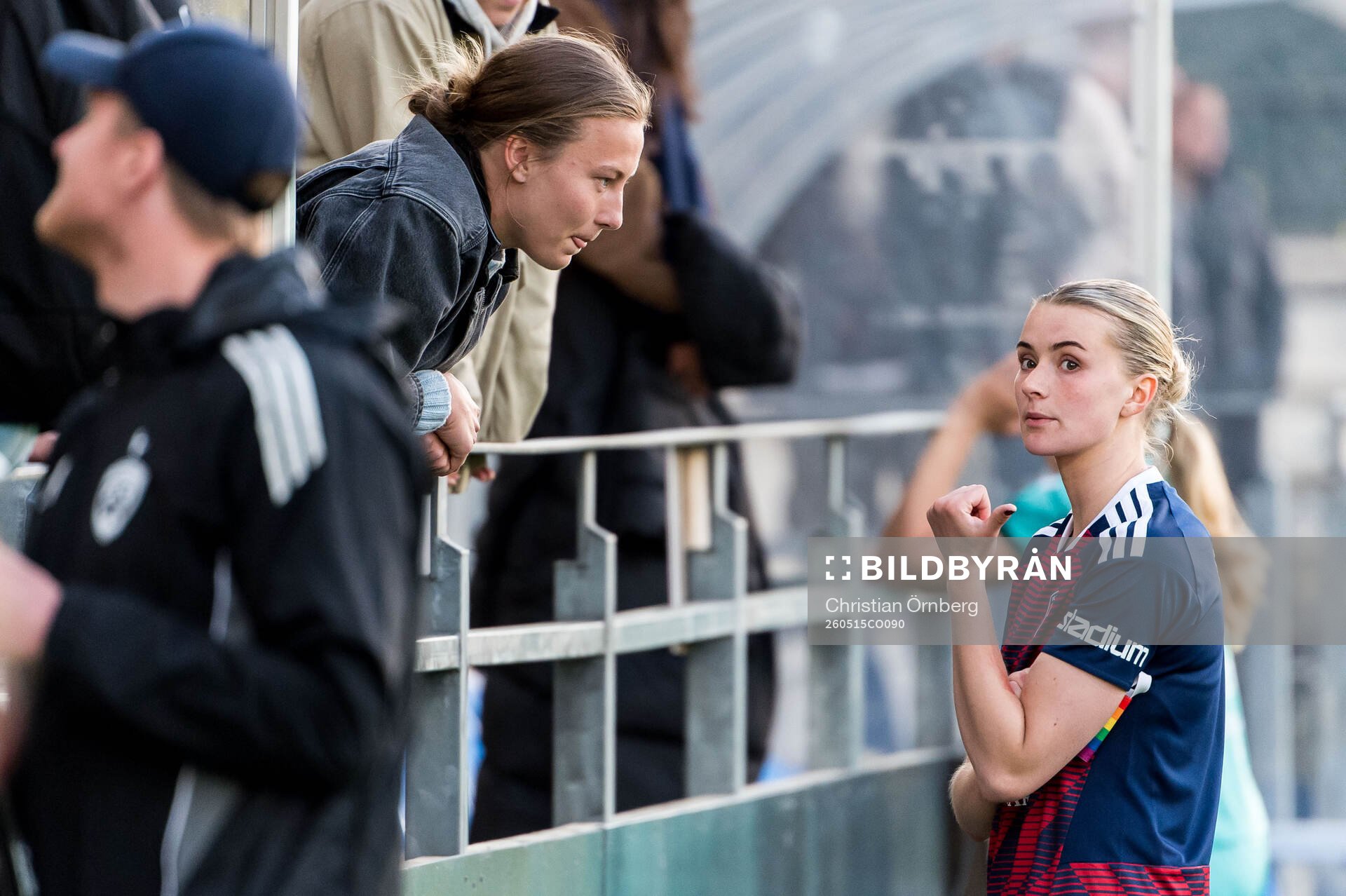 Malmö FFs Sara Kanutte Fornes och Rosengårds Thea Sørbo