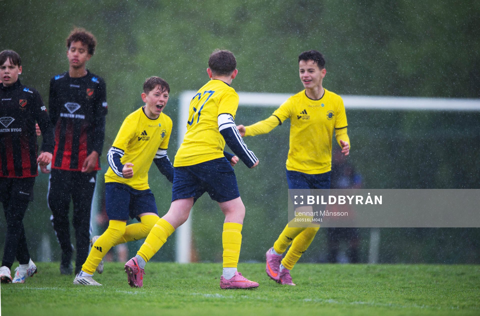 i matchen i Kvantum Cup (FCH/IFKHlm), 9-manna, pojkar