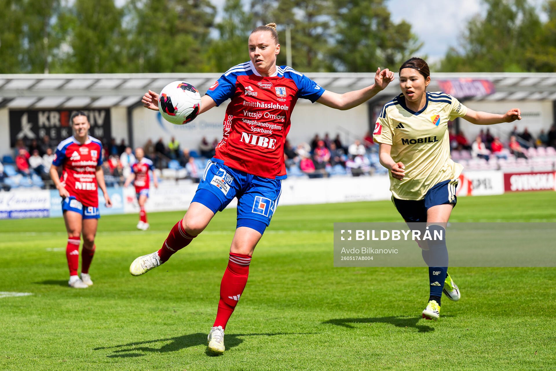 Vittsjös Kajsa Lind och Djurgårdens Maho Hirosawa