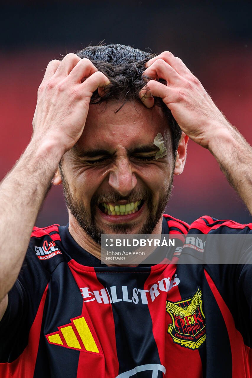 Östersunds Amar Begic deppar