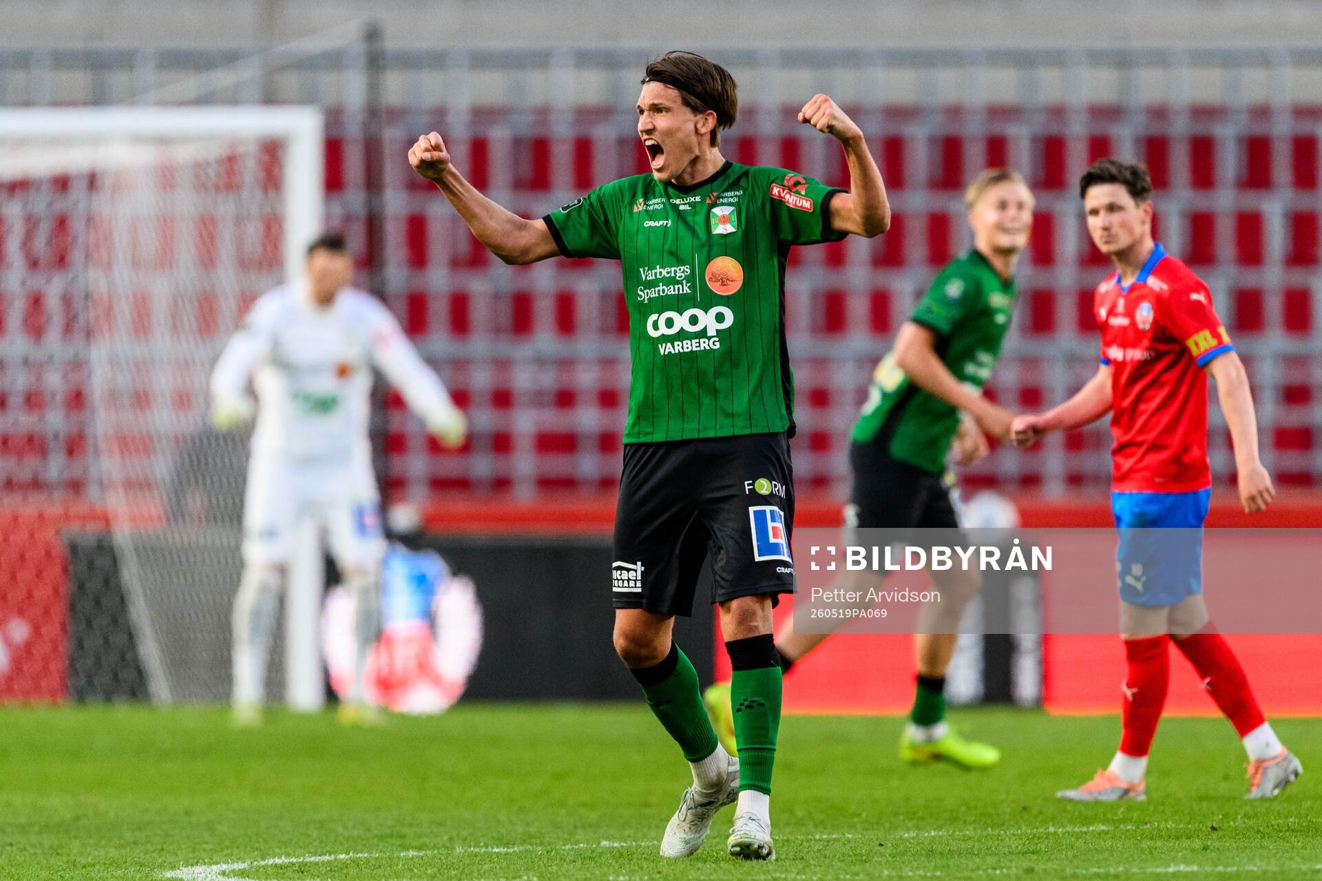 Varbergs Noah Johansson jublar