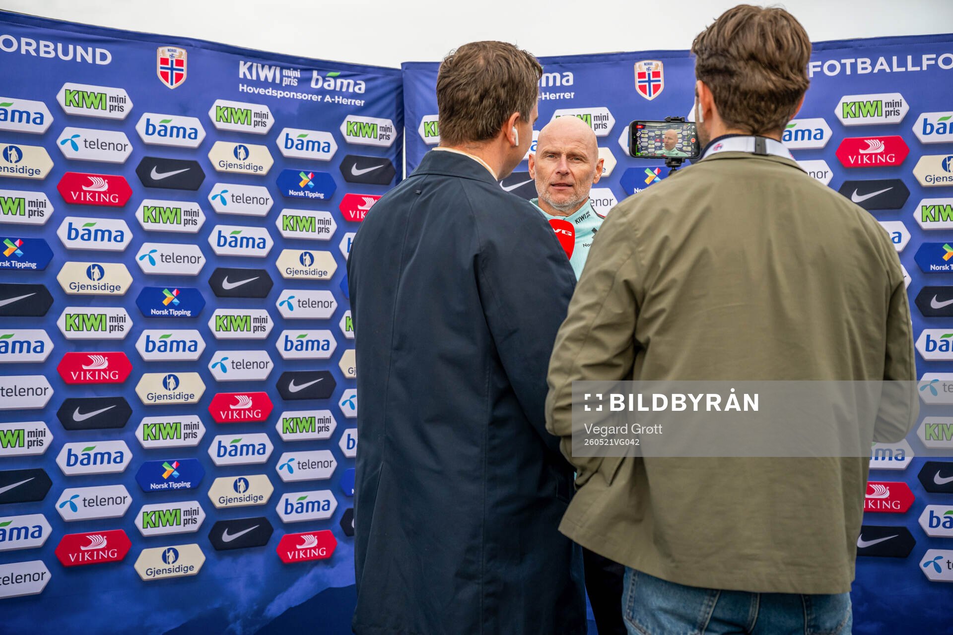 Head coach Ståle Solbakken of the Norwegian national