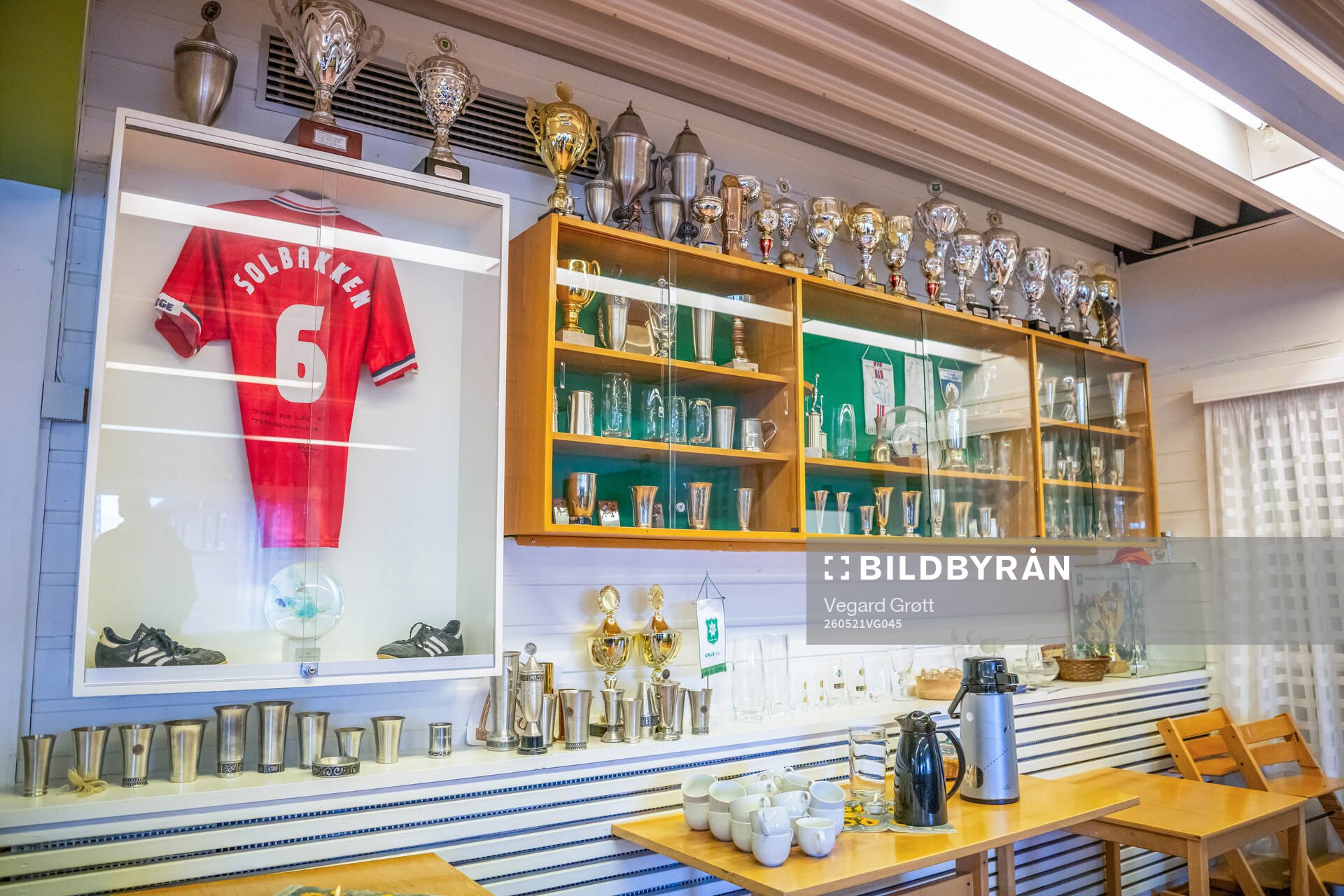 The shirt of head coach Ståle Solbakken of the Norwegian