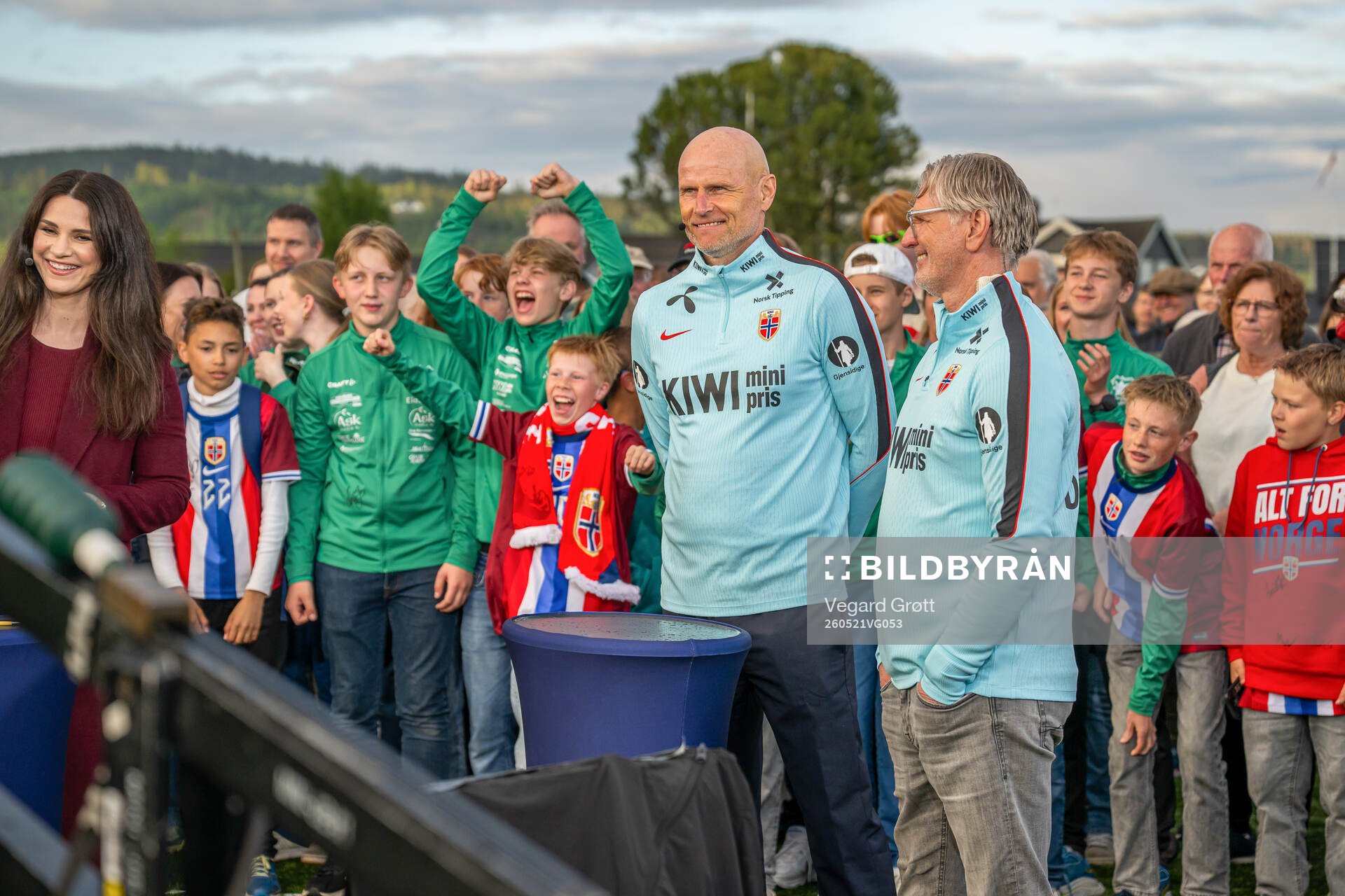 Head coach Ståle Solbakken and assistant coach Kent