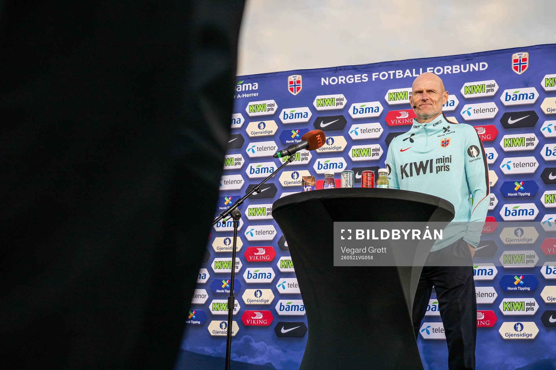 Head coach Ståle Solbakken of the Norwegian national