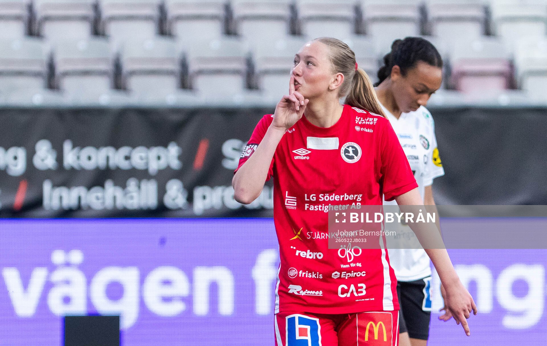 KIF Örebros Cajsa Rubensson jublar