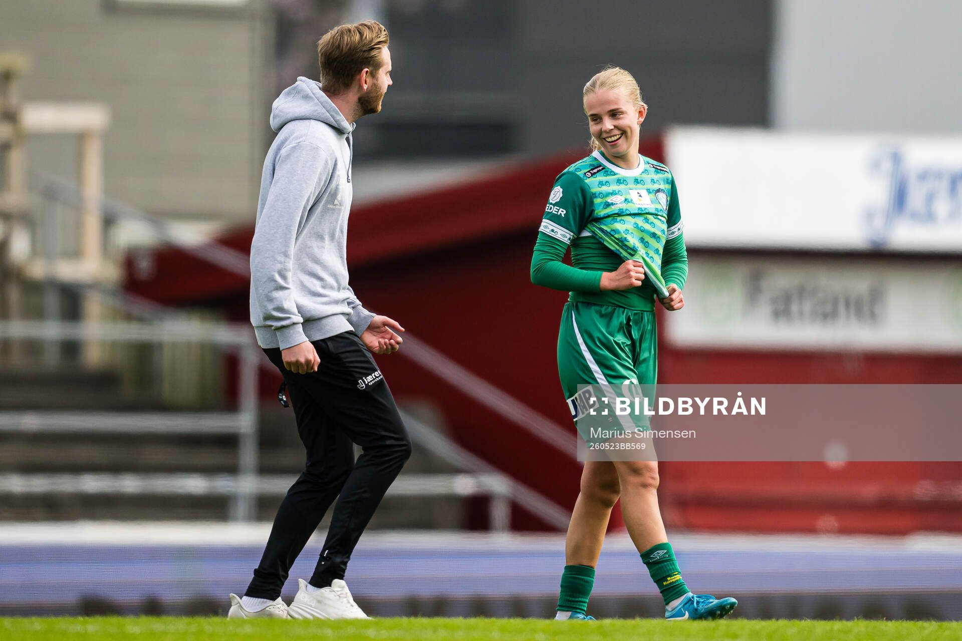 Head coach Ole Hjelmhaug and Julie Haugaard Andersen of