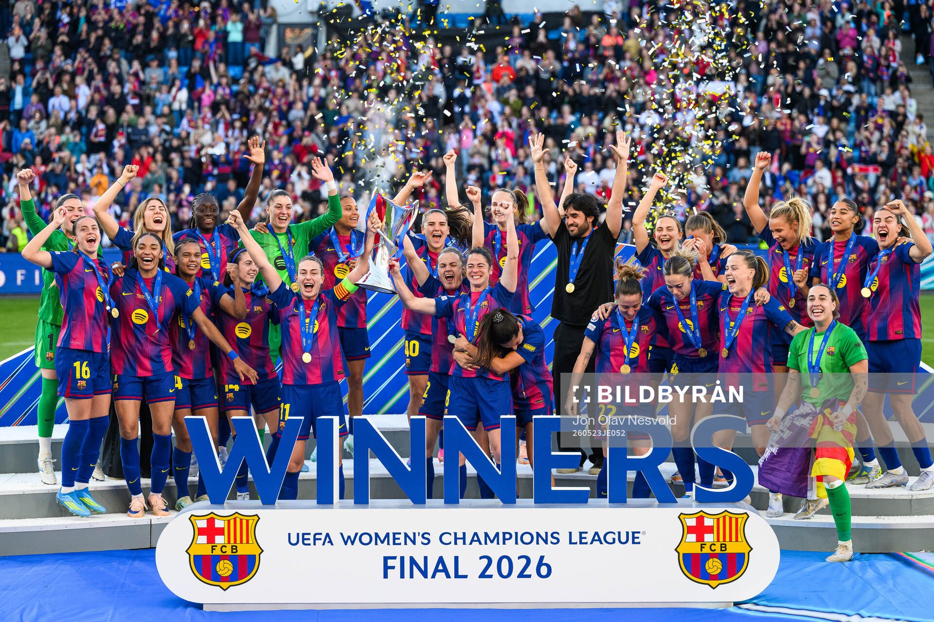 Players of Barcelona celebrate