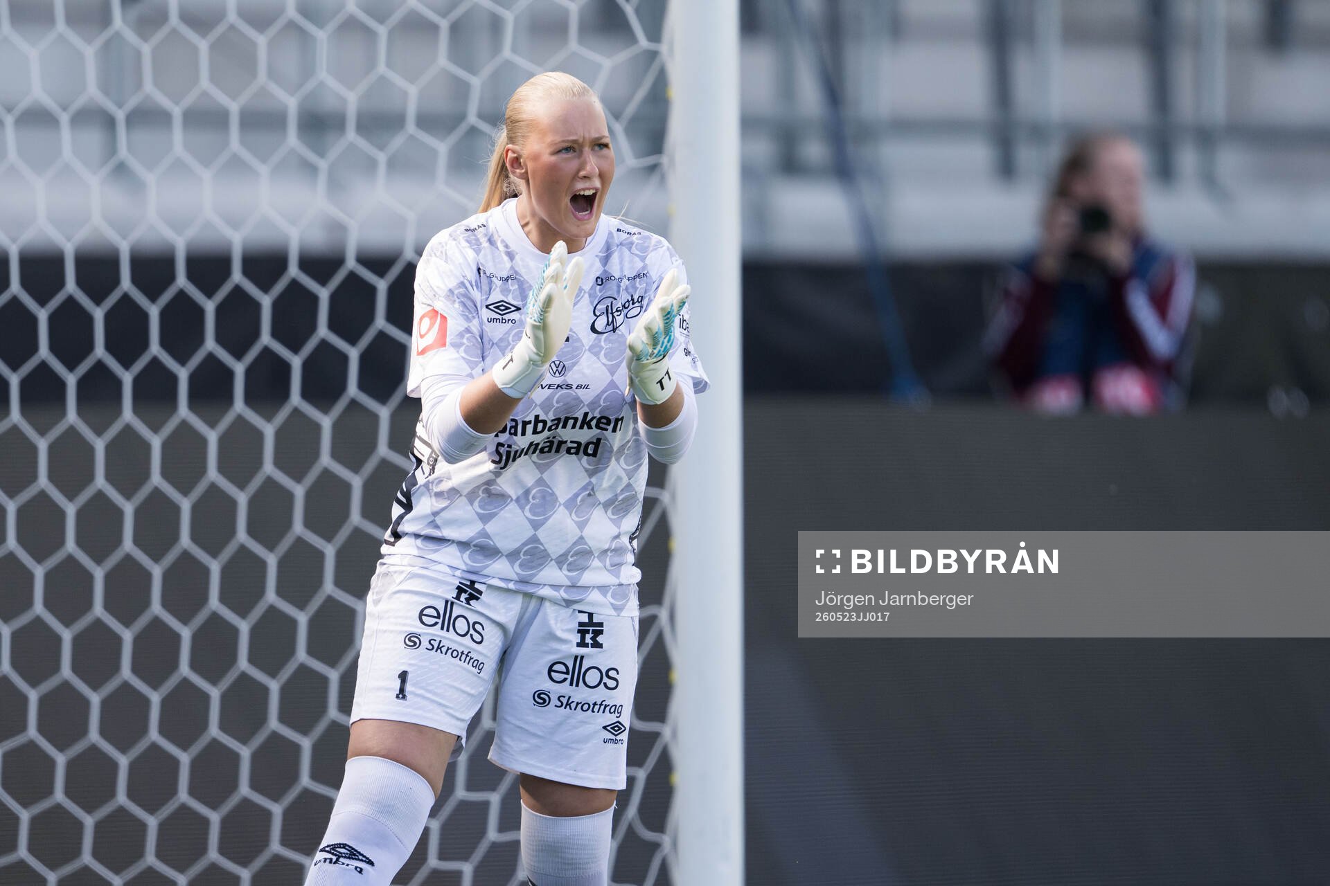 Elfsborgs målvakt Tilda Torstensson jublar