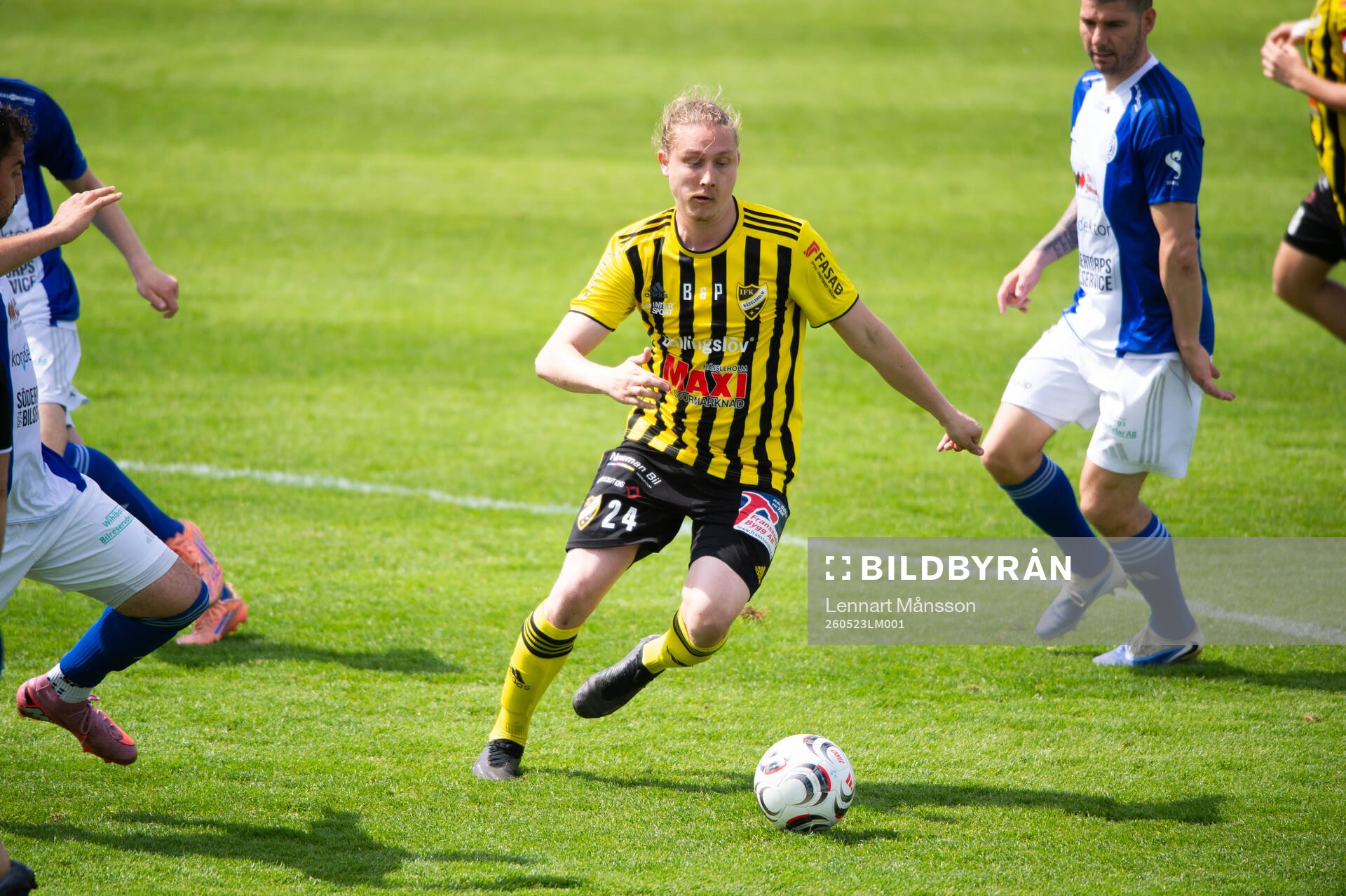 IFK Hässleholms Lucas Johnsson i matchen i division 3