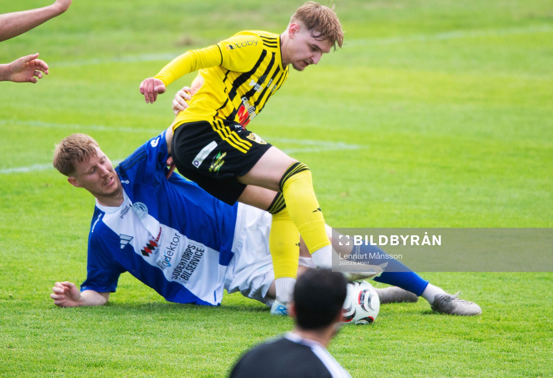 IFK Hässleholms Amir Ramanovski i matchen i division 3