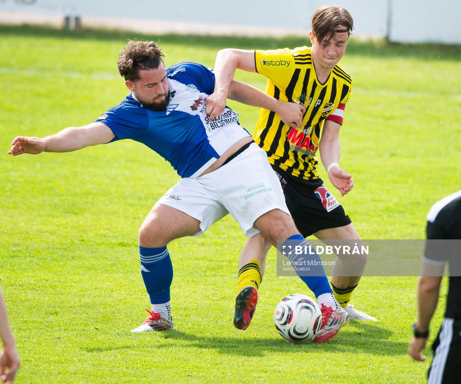 IFK Hässleholms Gustav Persson i matchen i division 3