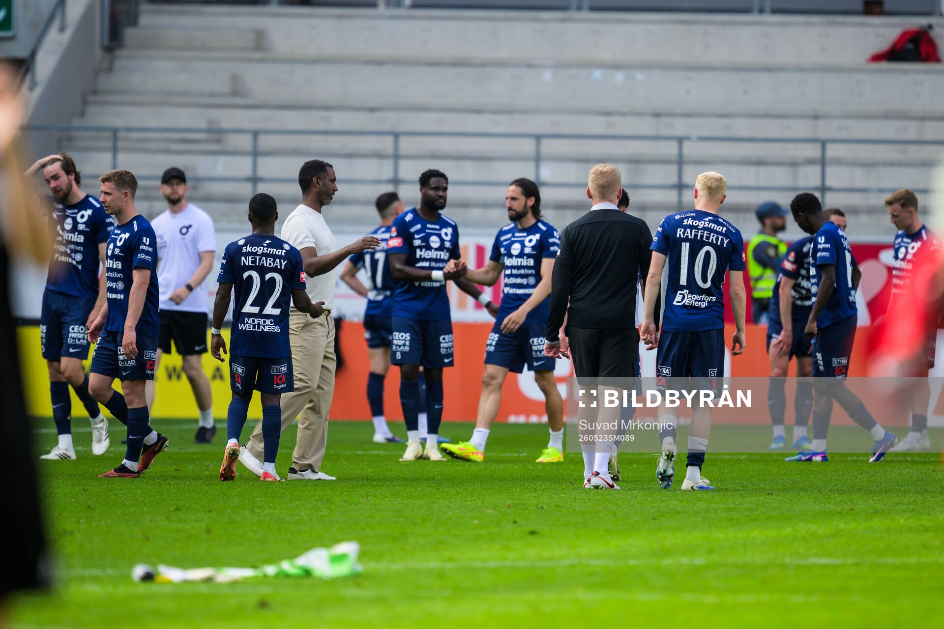 Degerfors spelare deppar