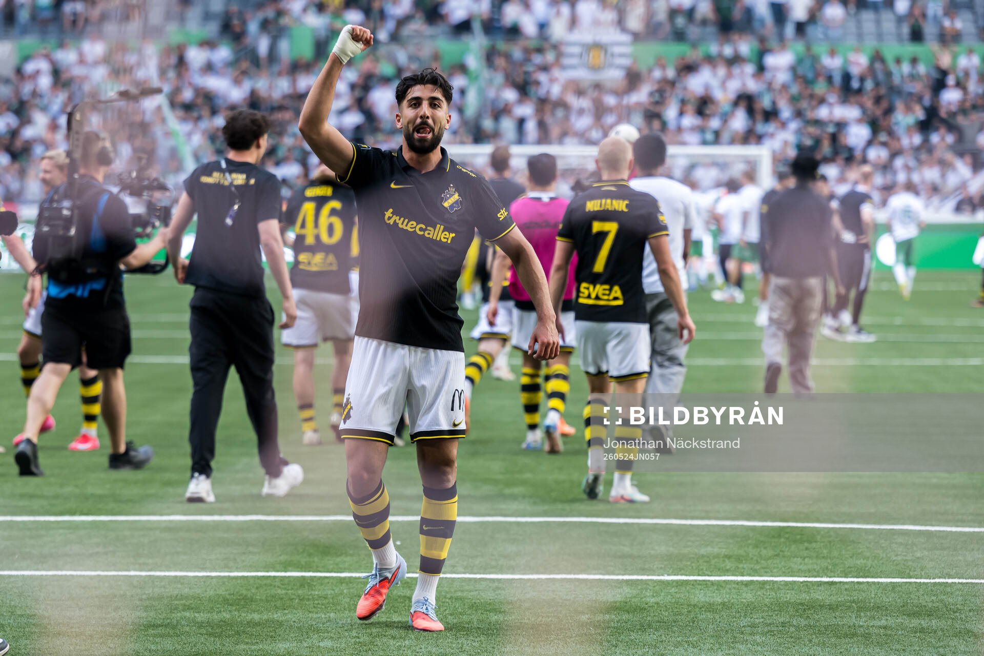 AIKs Ahmad Faqa jublar