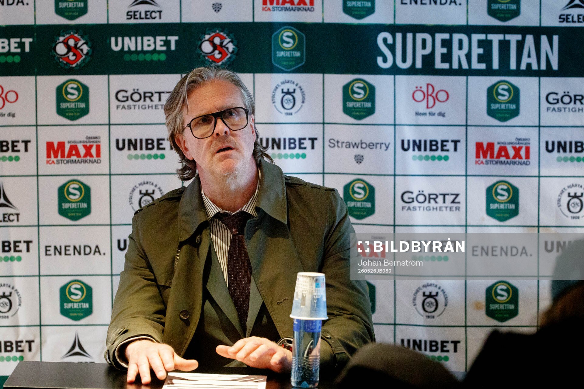 Örebros tränare Rikard Norling på presskonferensen