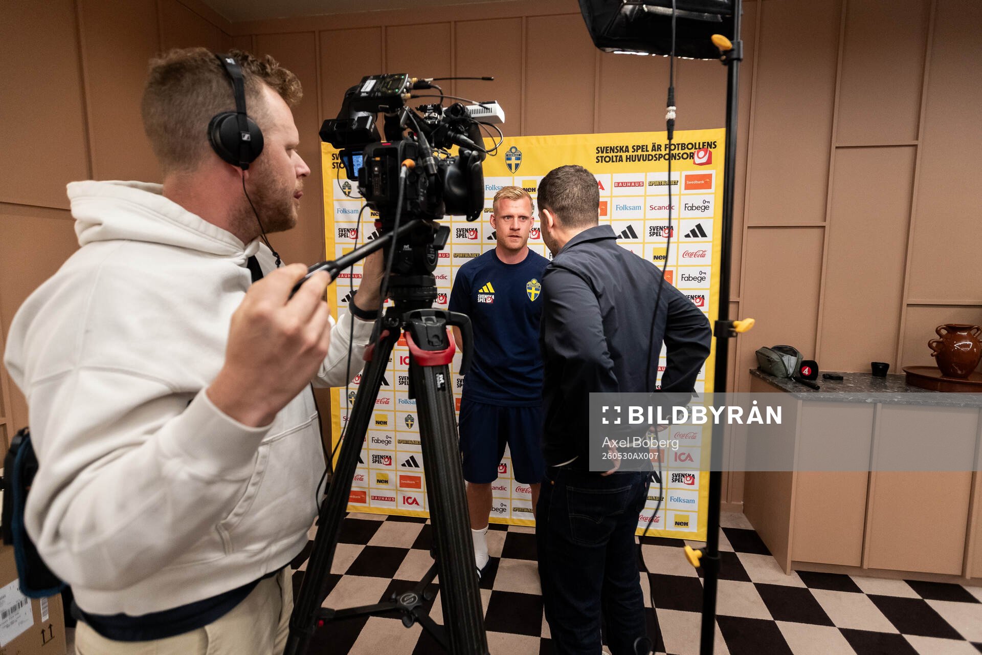 Goalkeeper coach Linus Kandolin of the Swedish national