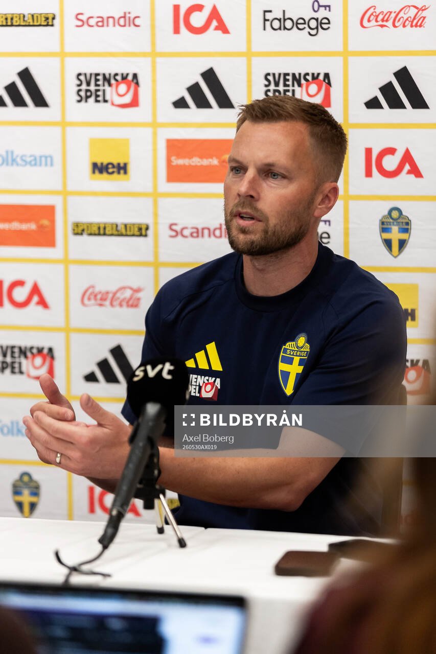 Assistant coach Sebastian Larsson of the Swedish national